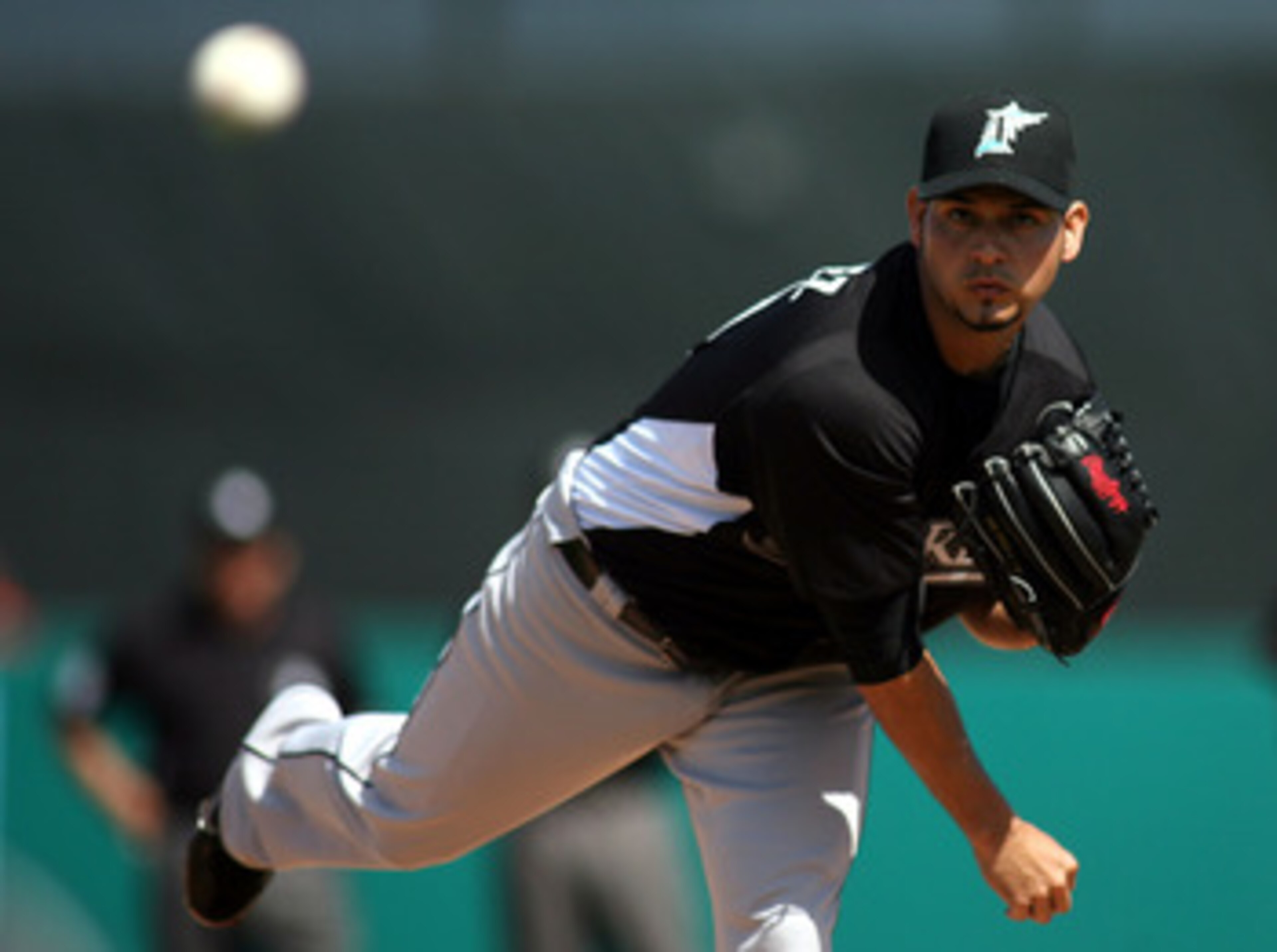 JUPITER, FL - FEBRUARY 28: Pitcher Anibal Sanchez #19 of the Florida Marlins throws against the St. Louis Cardinals at Roger Dean Stadium on February 28, 2011 in Jupiter, Florida. (Photo by Marc Serota/Getty Images) JUPITER, FL - FEBRUARY 28: Pitcher Anibal Sanchez #19 of the Florida Marlins throws against the St. Louis Cardinals at Roger Dean Stadium on February 28, 2011 in Jupiter, Florida. (Photo by Marc Serota/Getty Images)