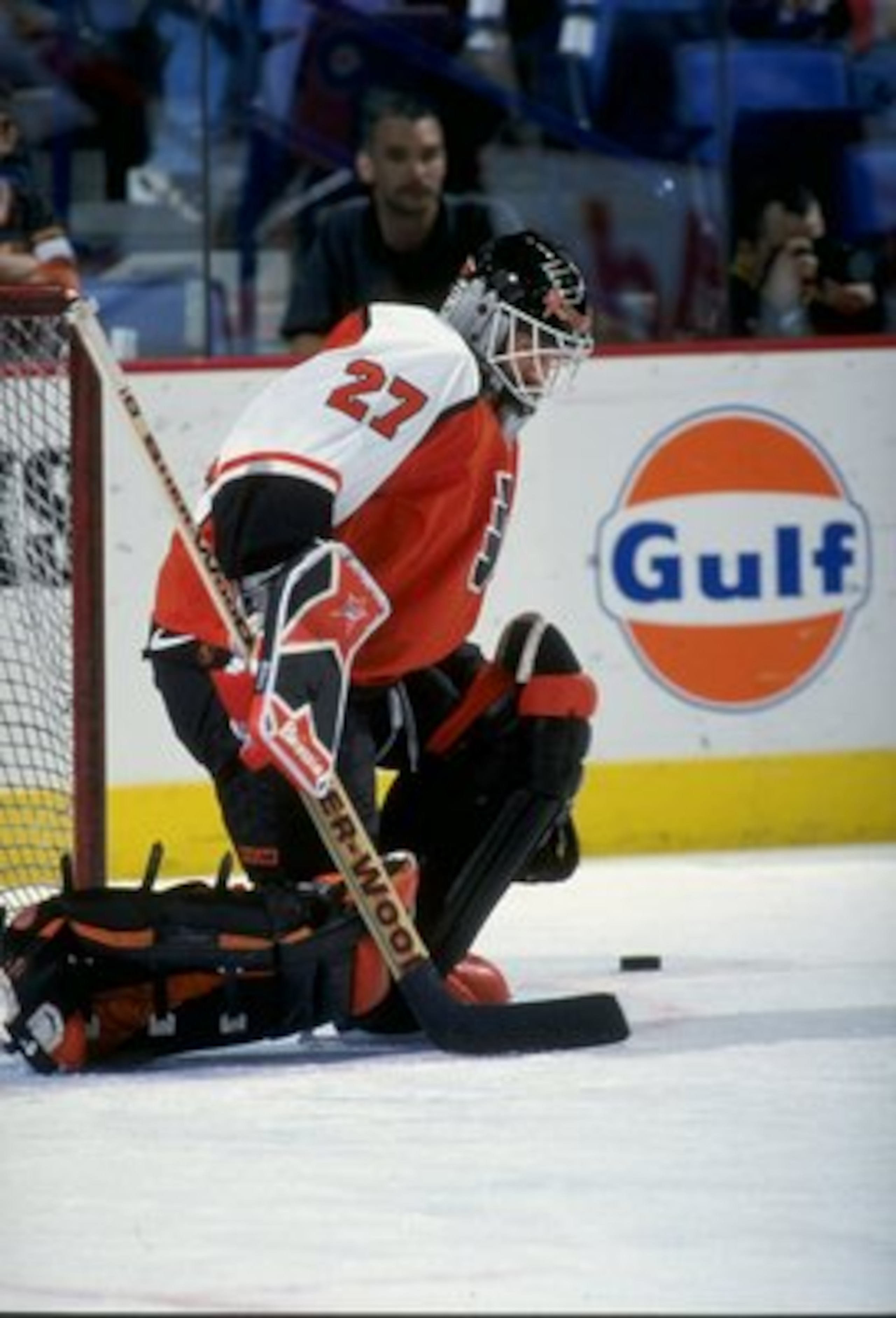13 Apr 1998:  Goaltender Ron Hextall of the Philadelphia Flyers in action during a game against the Buffalo Sabres at the Marine Midland Arena in Buffalo, New York.  The Sabres won the game, 2-1. Mandatory Credit: Craig Melvin  /Allsport