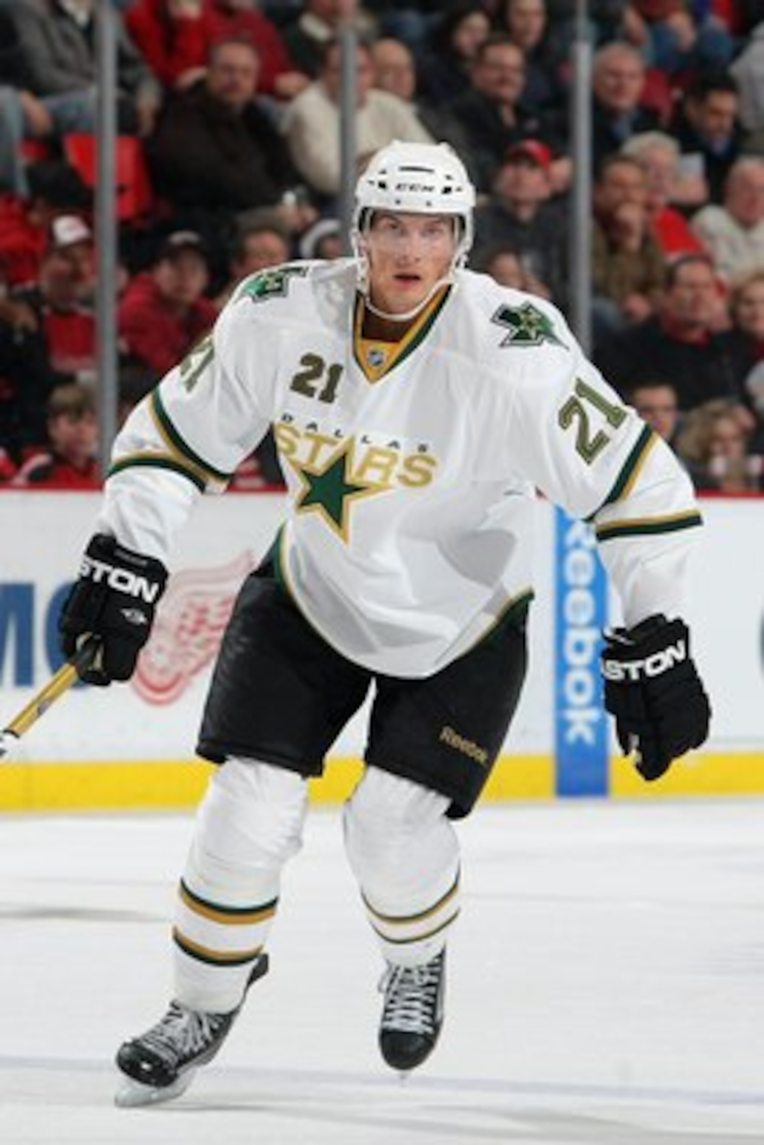 DETROIT - JANUARY 29:  Loui Eriksson #21 of the Dallas Stars skates during the game against the Detroit Red Wings at Joe Louis Arena on January 29, 2009 in Detroit, Michigan. (Photo by Dave Sandford/Getty Images)