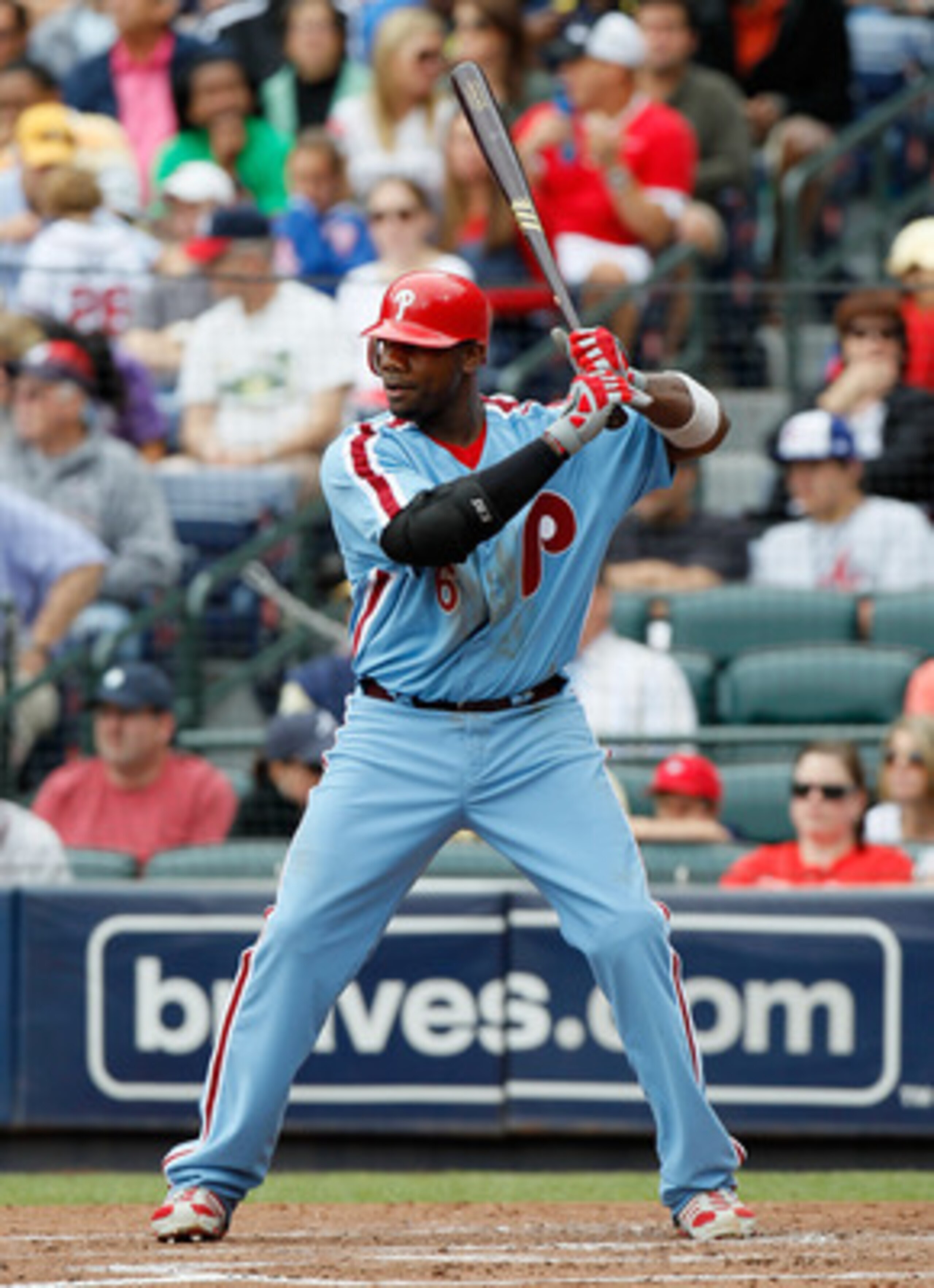 ATLANTA, GA - MAY 15:  Ryan Howard #6 of the Philadelphia Phillies against the Atlanta Braves at Turner Field on May 15, 2011 in Atlanta, Georgia.  (Photo by Kevin C. Cox/Getty Images)