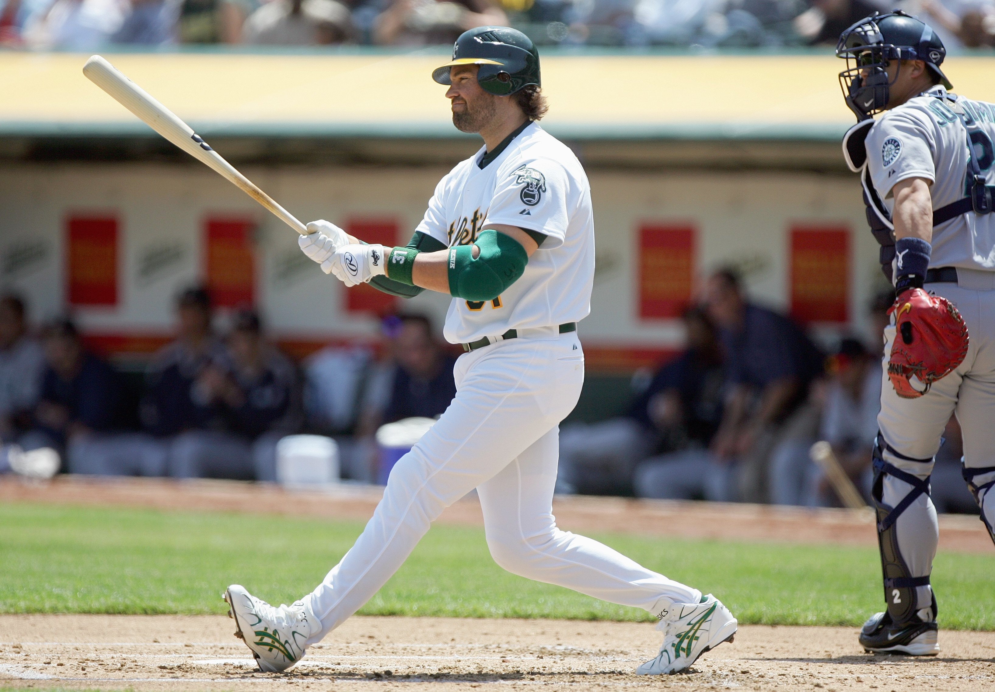 OAKLAND, CA - APRIL 26: Mike Piazza #31 of the Oakland Athletics swings at the pitch against the Seattle Mariners during a Major League Baseball game on April 26, 2007 at McAfee Coliseum in Oakland, California. (Photo by Jed Jacobsohn/Getty Images)