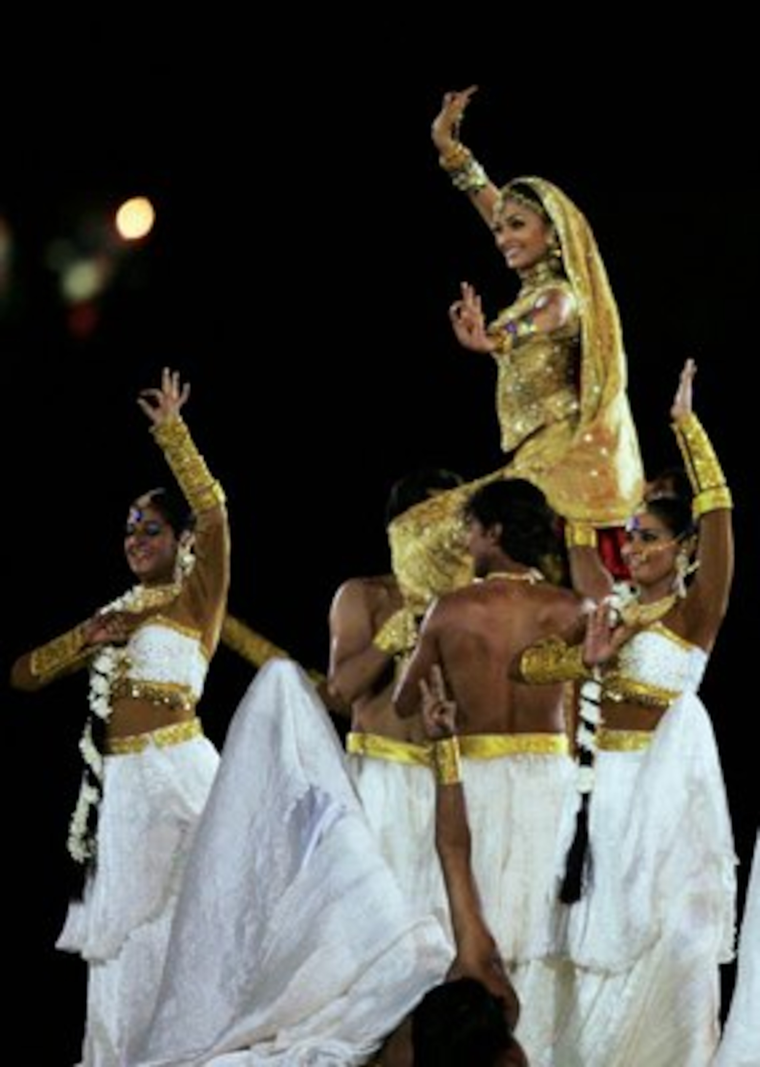 MELBOURNE, AUSTRALIA - MARCH 26:  Bollywood Actress Aishwarya Rai is carryed out into the arena during the Closing Ceremony for the Melbourne 2006 Commonwealth Games at the Melbourne Cricket Ground March 26, 2006 in Melbourne, Australia.  (Photo by Kristi