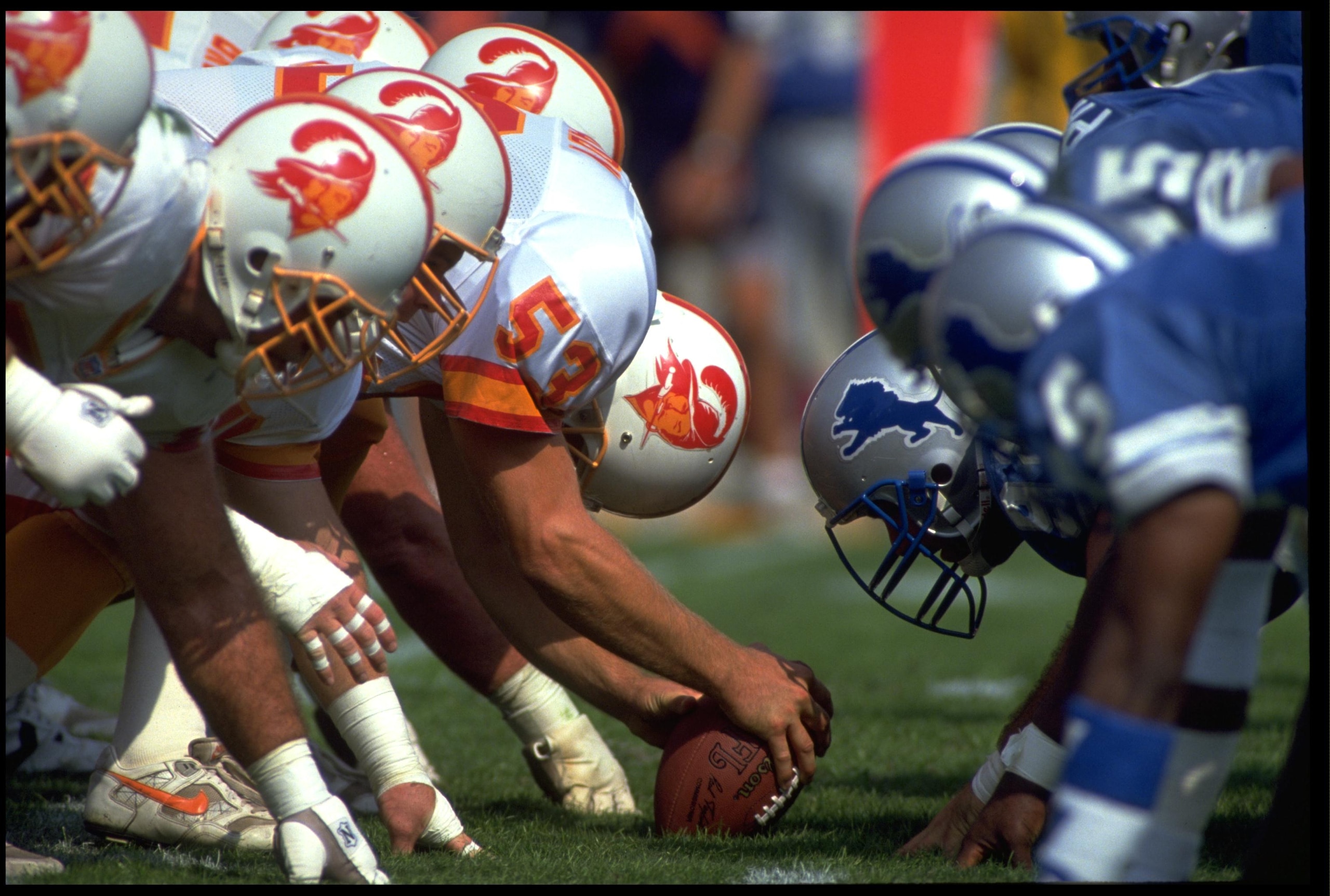 25 OCT 1992:  THE TAMPA BAY BUCCANEERS OFFENSE LINES UP WITH THE DETROIT LIONS DEFENSE DURING THE BUCCANEERS 38-7 LOSS AT TAMPA STADIUM IN TAMPA, FLORIDA.  MANDATORY CREDIT:  SCOTT HALLERAN/ALLSPORT