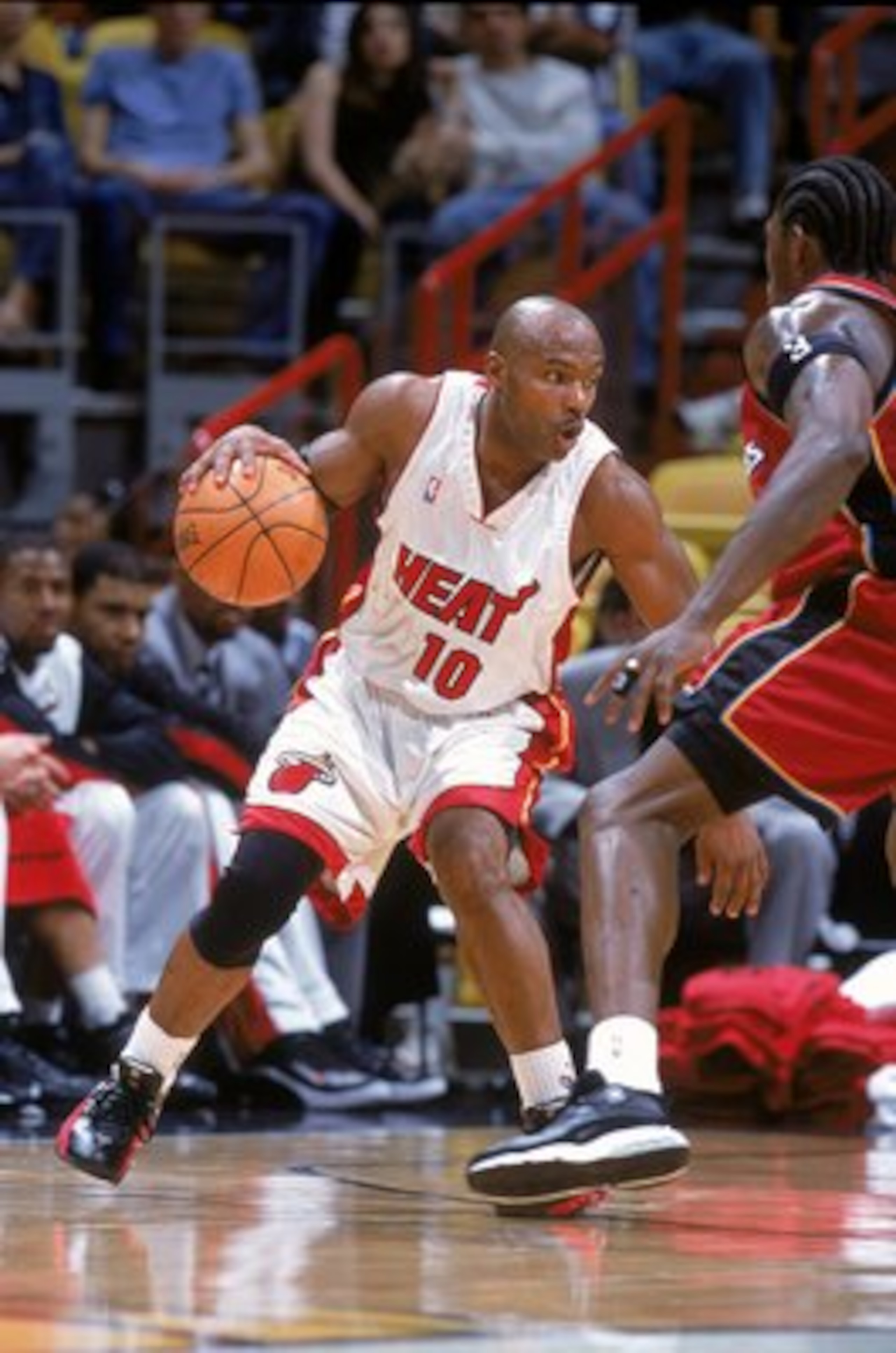 16 Jan 2001: Tim Haradaway #10 of the Miami Heat dribbles the ball during the game against the Detroit Pistons at the American Airlines Arena in Miami, Florida. The Heat defeated the Pistons 93-85. NOTE TO USER: It is expressly understood that the o 16 Jan 2001: Tim Haradaway #10 of the Miami Heat dribbles the ball during the game against the Detroit Pistons at the American Airlines Arena in Miami, Florida. The Heat defeated the Pistons 93-85. NOTE TO USER: It is expressly understood that the o