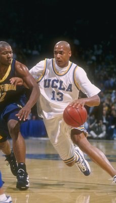 6 Feb 1997:  Guard Charles O''Bannon of the UCLA Bruins (right) moves the ball as California Bears guard Ed Gray covers him during a game at Pauley Pavilion in Los Angeles, California.  California won the game, 71-68. Mandatory Credit: David Taylor  /Alls