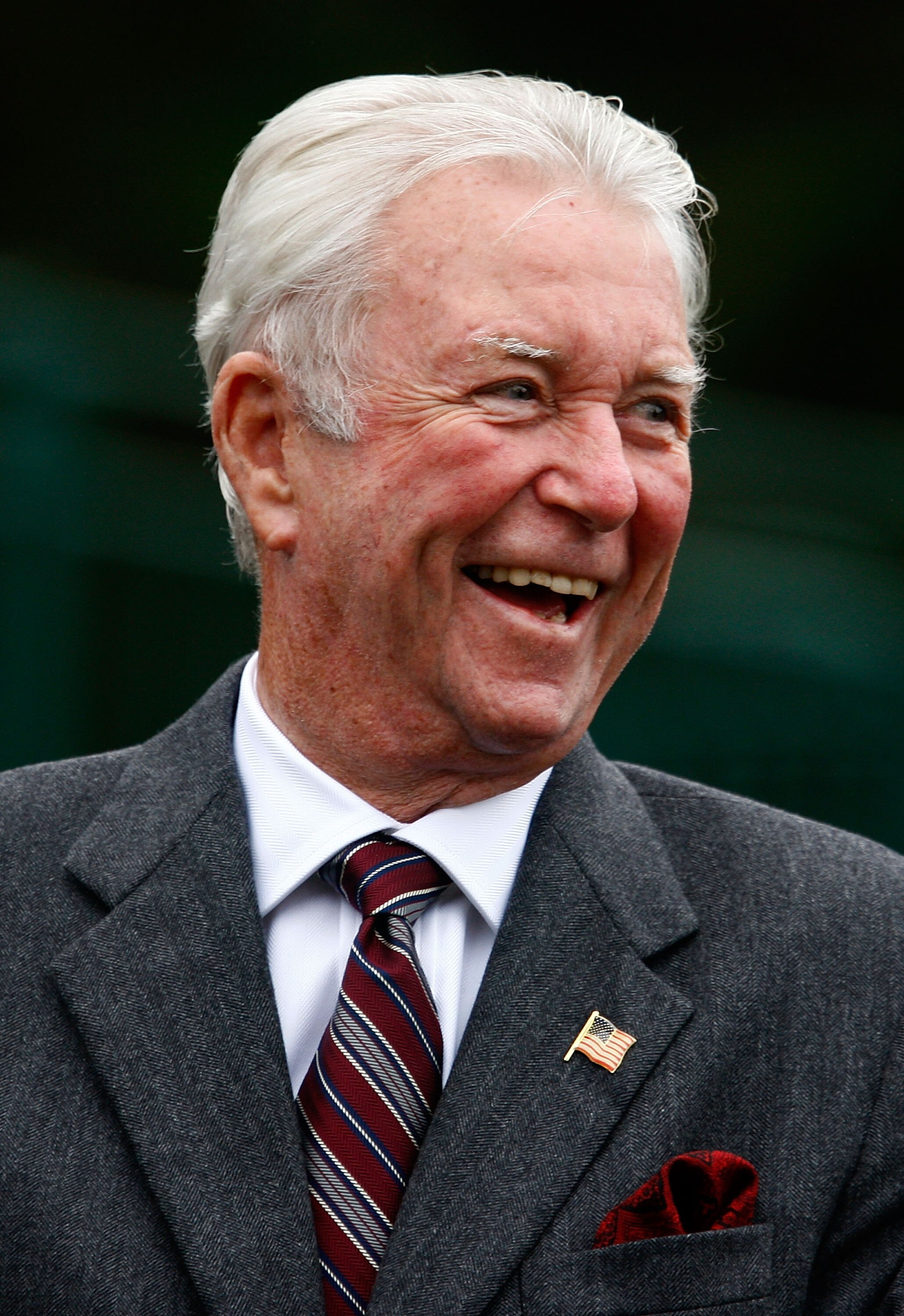SAN FRANCISCO - OCTOBER 07:  Ken Venturi walks to the stage at the Opening Ceremonies prior to the start of The Presidents Cup at Harding Park Golf Course on October 7, 2009 in San Francisco, California.  (Photo by Scott Halleran/Getty Images)