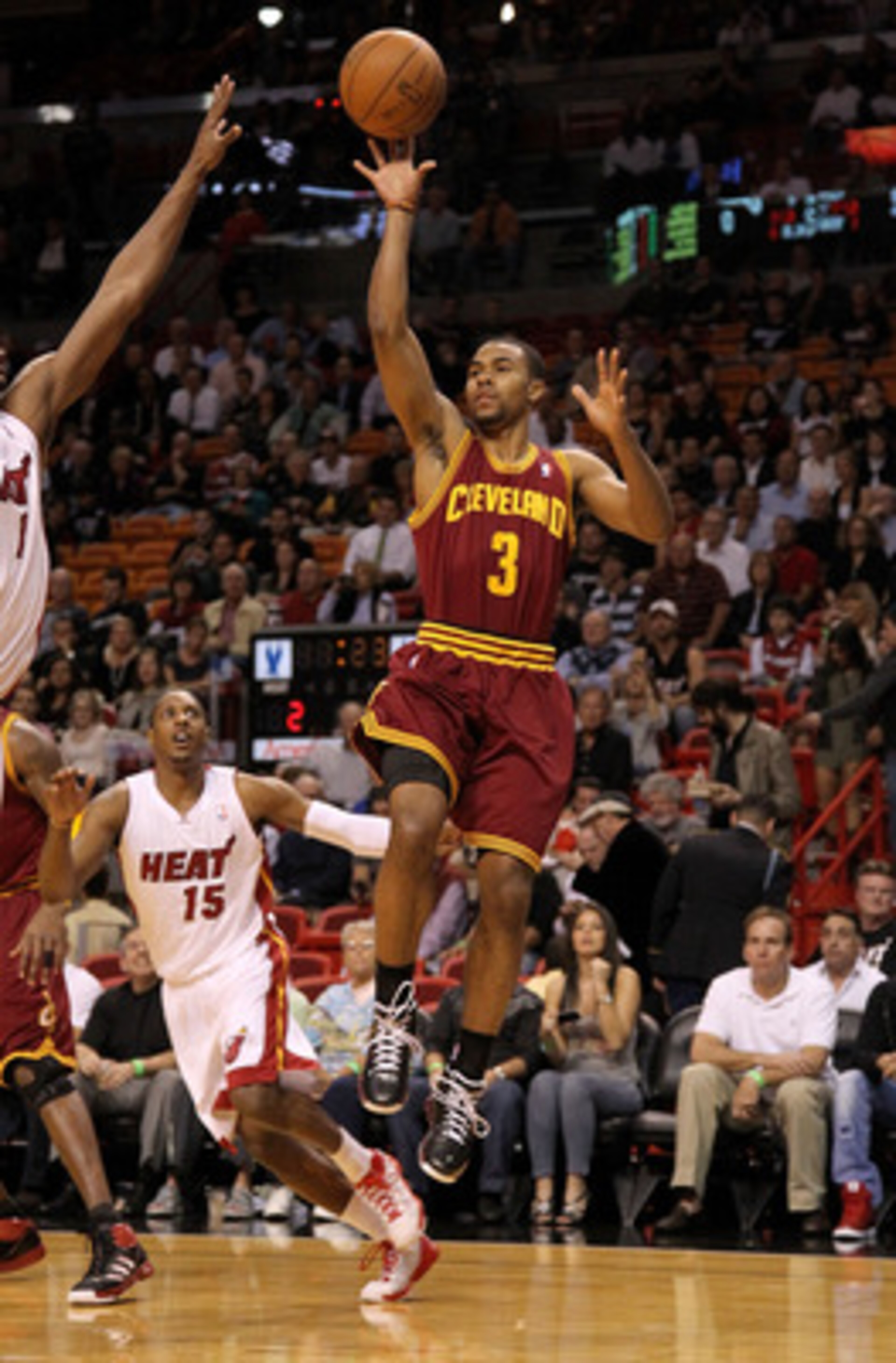 MIAMI, FL - JANUARY 31: Ramon Sessions #3 of the Cleveland Cavaliers takes a shot during a game against the Miami Heat at American Airlines Arena on January 31, 2011 in Miami, Florida. NOTE TO USER: User expressly acknowledges and agrees that, by downloa MIAMI, FL - JANUARY 31: Ramon Sessions #3 of the Cleveland Cavaliers takes a shot during a game against the Miami Heat at American Airlines Arena on January 31, 2011 in Miami, Florida. NOTE TO USER: User expressly acknowledges and agrees that, by downloa