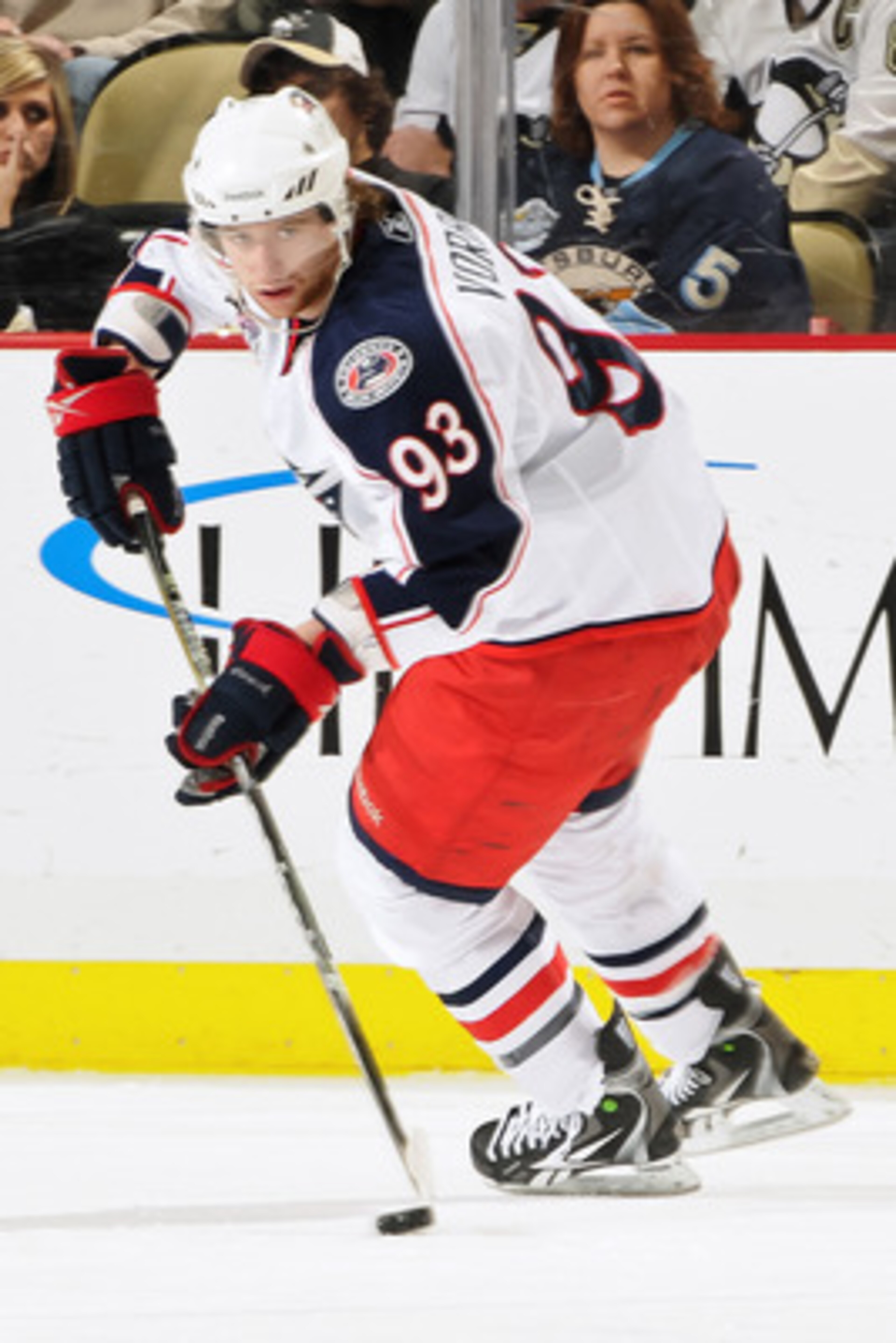 PITTSBURGH, PA - FEBRUARY 8:  Jakub Voracek #93 of the Columbus Blue Jackets skates with the puck against the Pittsburgh Penguins on February 8, 2011 at CONSOL Energy Center in Pittsburgh, Pennsylvania.  (Photo by Jamie Sabau/Getty Images)