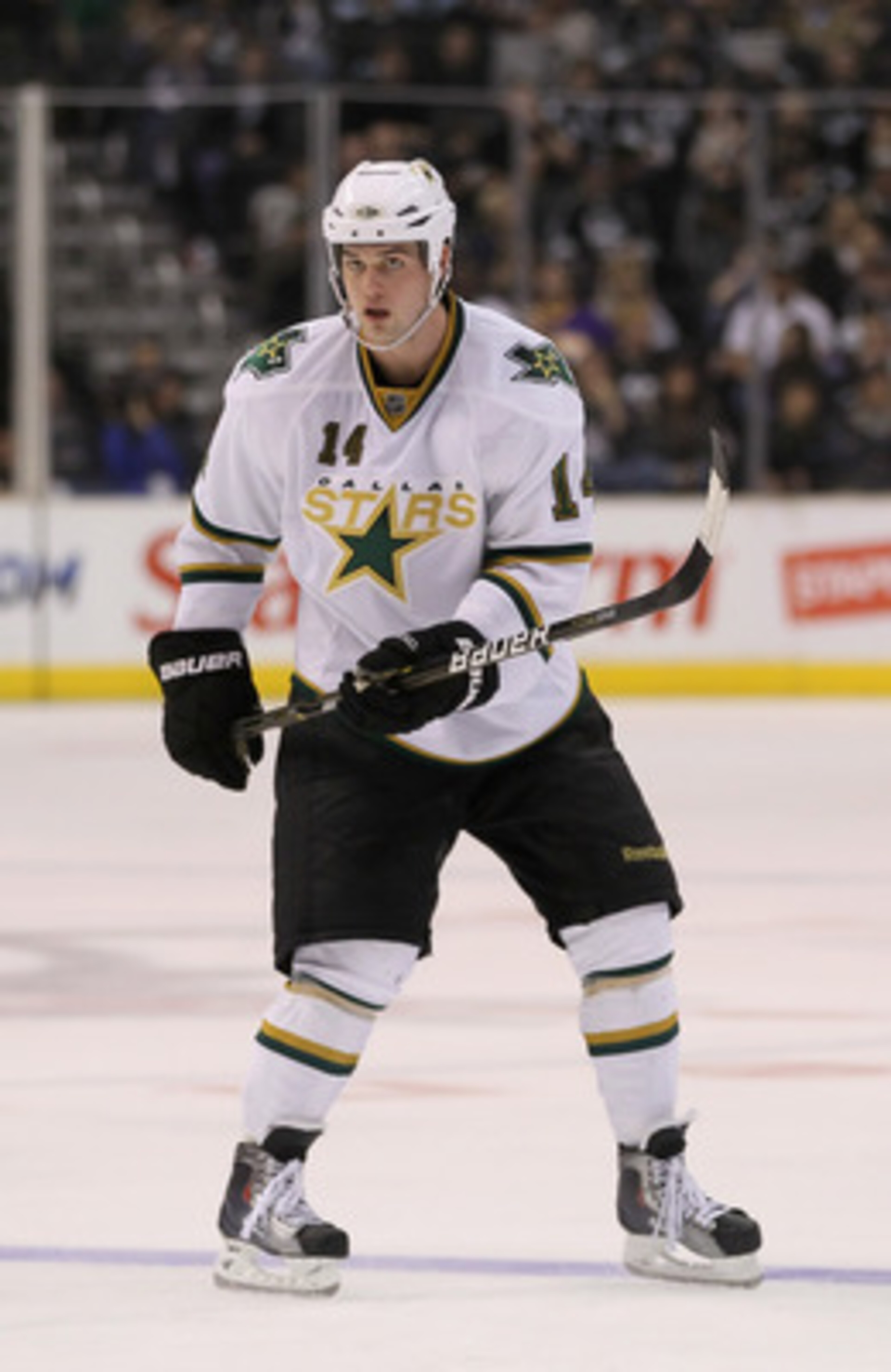 LOS ANGELES, CA - APRIL 02:  Jamie Benn #14 of the Dallas Stars skates against the Los Angeles Kings at Staples Center on April 2, 2011 in Los Angeles, California.  (Photo by Jeff Gross/Getty Images)