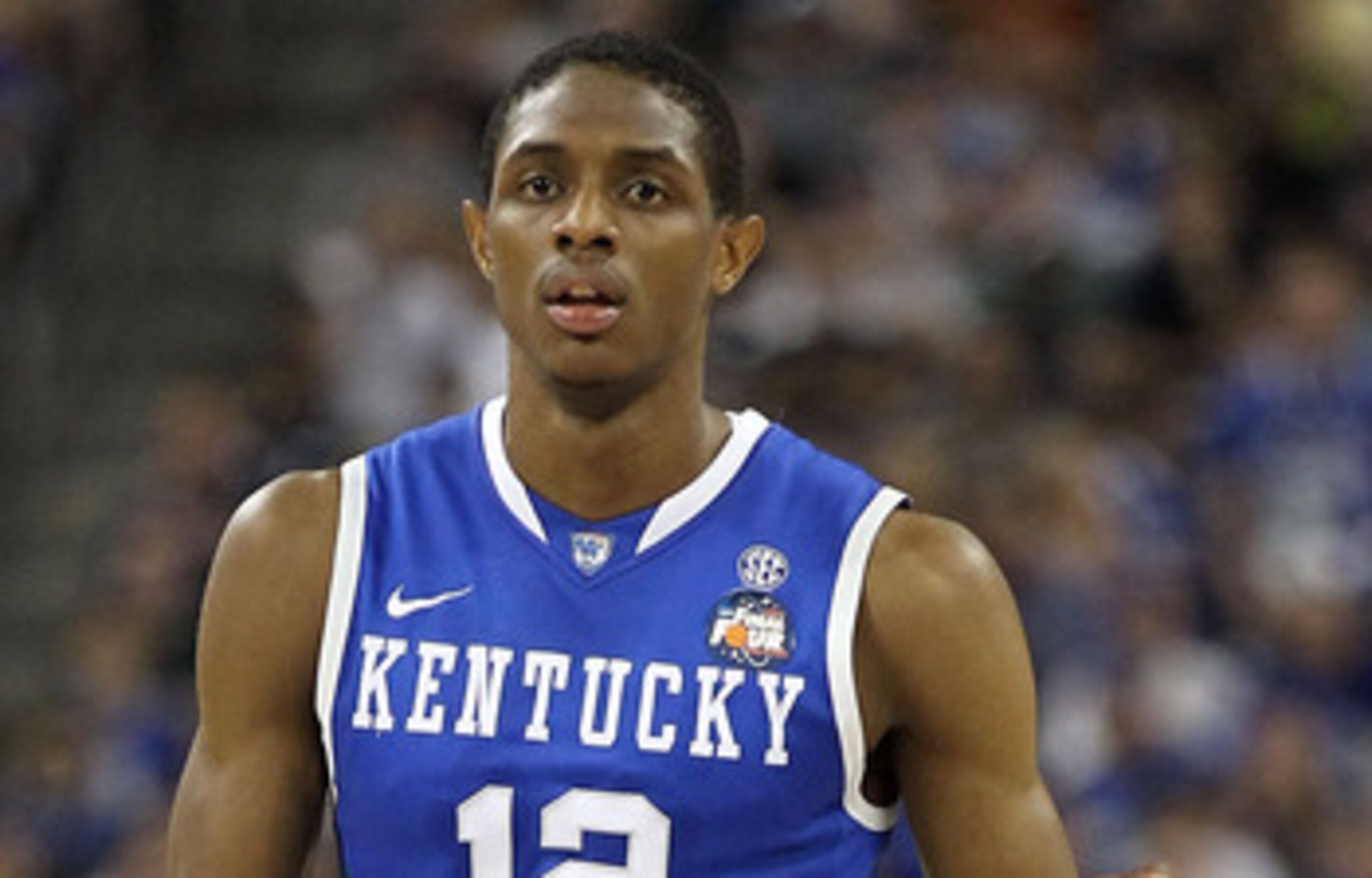 HOUSTON, TX - APRIL 02:  Brandon Knight #12 of the Kentucky Wildcats moves the ball while taking on the Connecticut Huskies during the National Semifinal game of the 2011 NCAA Division I Men's Basketball Championship at Reliant Stadium on April 2, 2011 in