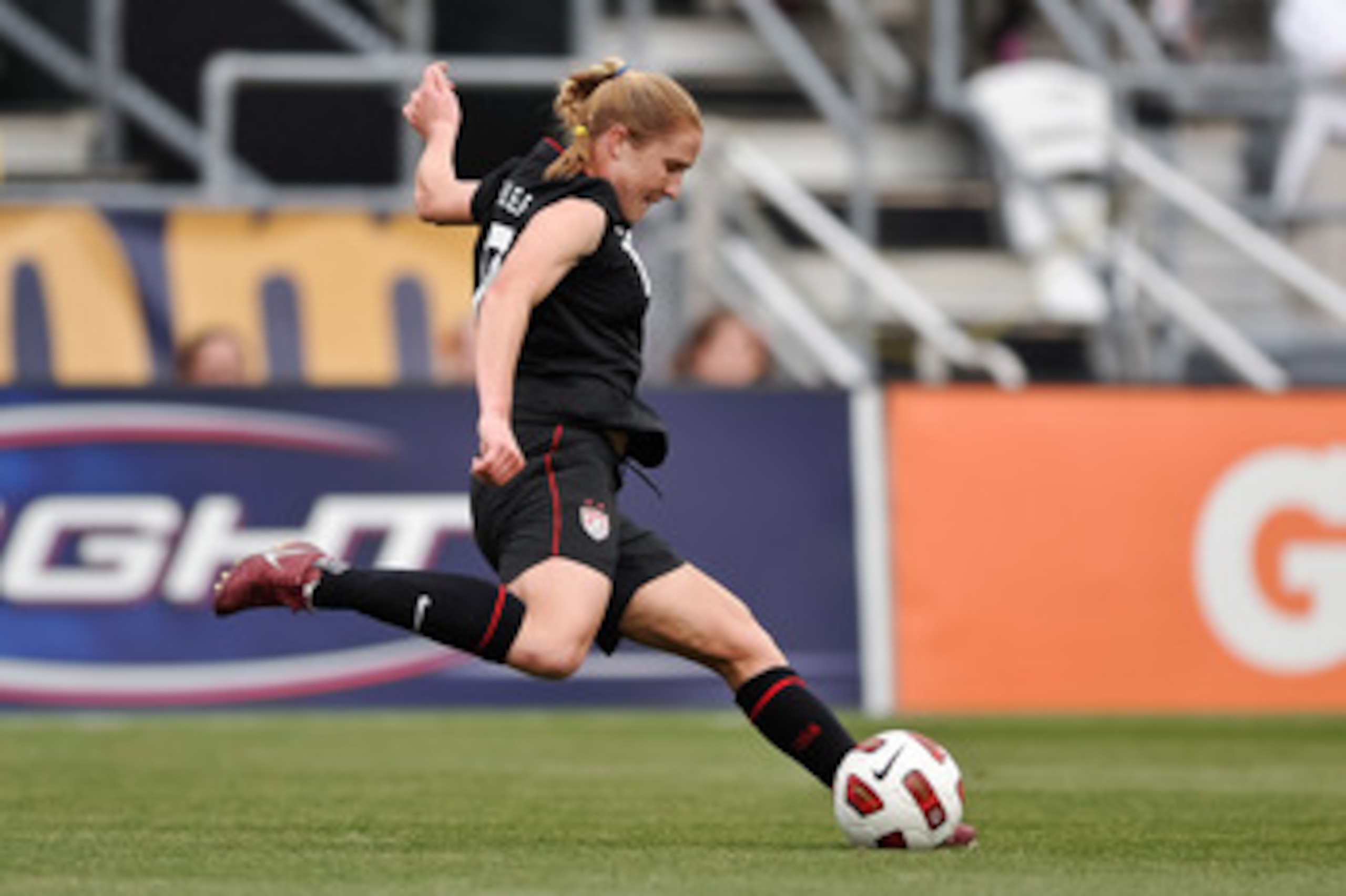 COLUMBUS, OH - MAY 14:  Rachel Buehler #19 of the United States controls the ball against Japan on May 14, 2011 at Crew Stadium in Columbus, Ohio.  (Photo by Jamie Sabau/Getty Images)