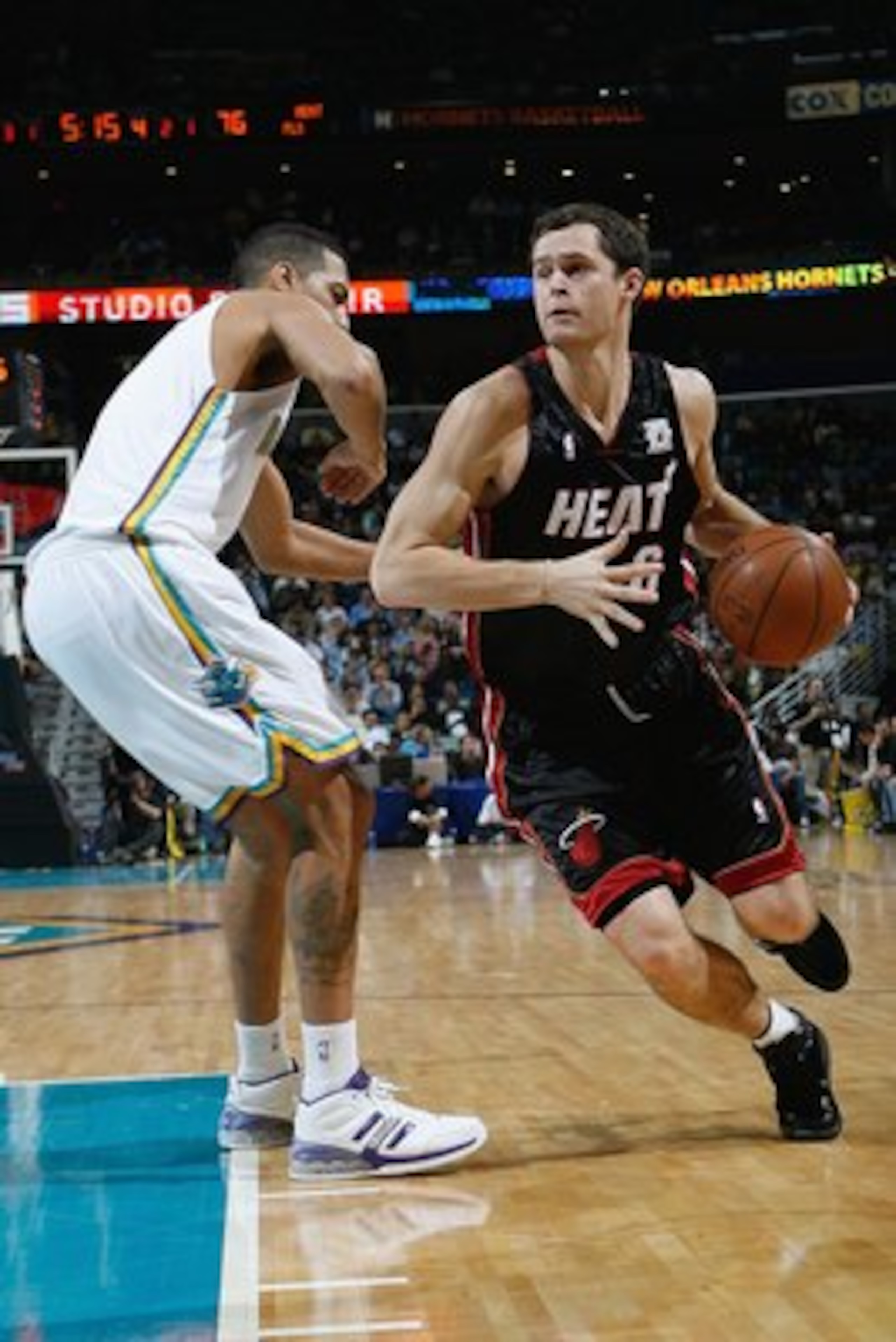 NEW ORLEANS - JANUARY 11:  Luke Jackson #6 of the Miami Heat moves the ball against the New Orleans Hornets on January 11, 2008 at the New Orleans Arena in New Orleans, Louisiana. The Hornets won 114-88. NOTE TO USER: User expressly acknowledges and agree