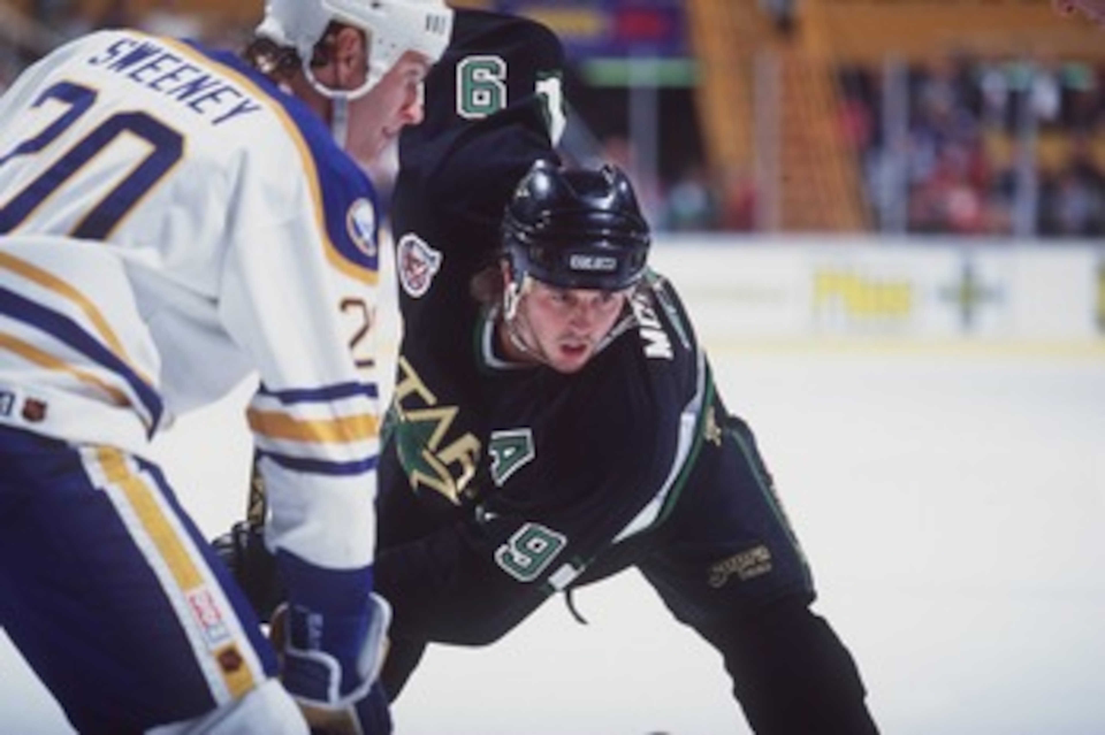 21 NOV 1992:  MIKE MODANO OF MINNESOTA READIES FOR THE FACE OFF AGAINST BOB SWEENEY OF BUFFALO DURING THE NORTH STARS GAME VERSUS THE SABRES AT THE AUD IN BUFFALO, NEW YORK. Mandatory Credit: Rick Stewart/ALLSPORT