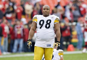 KANSAS CITY, MO - NOVEMBER 22: Nose tackle Casey Hampton #98 of the Pittsburgh Steelers warming up before a game against the Kansas City Chiefs at Arrowhead Stadium on November 22, 2009 in Kansas City, Missouri. The Chiefs defeated the Steelers 27-24. KANSAS CITY, MO - NOVEMBER 22: Nose tackle Casey Hampton #98 of the Pittsburgh Steelers warming up before a game against the Kansas City Chiefs at Arrowhead Stadium on November 22, 2009 in Kansas City, Missouri. The Chiefs defeated the Steelers 27-24.