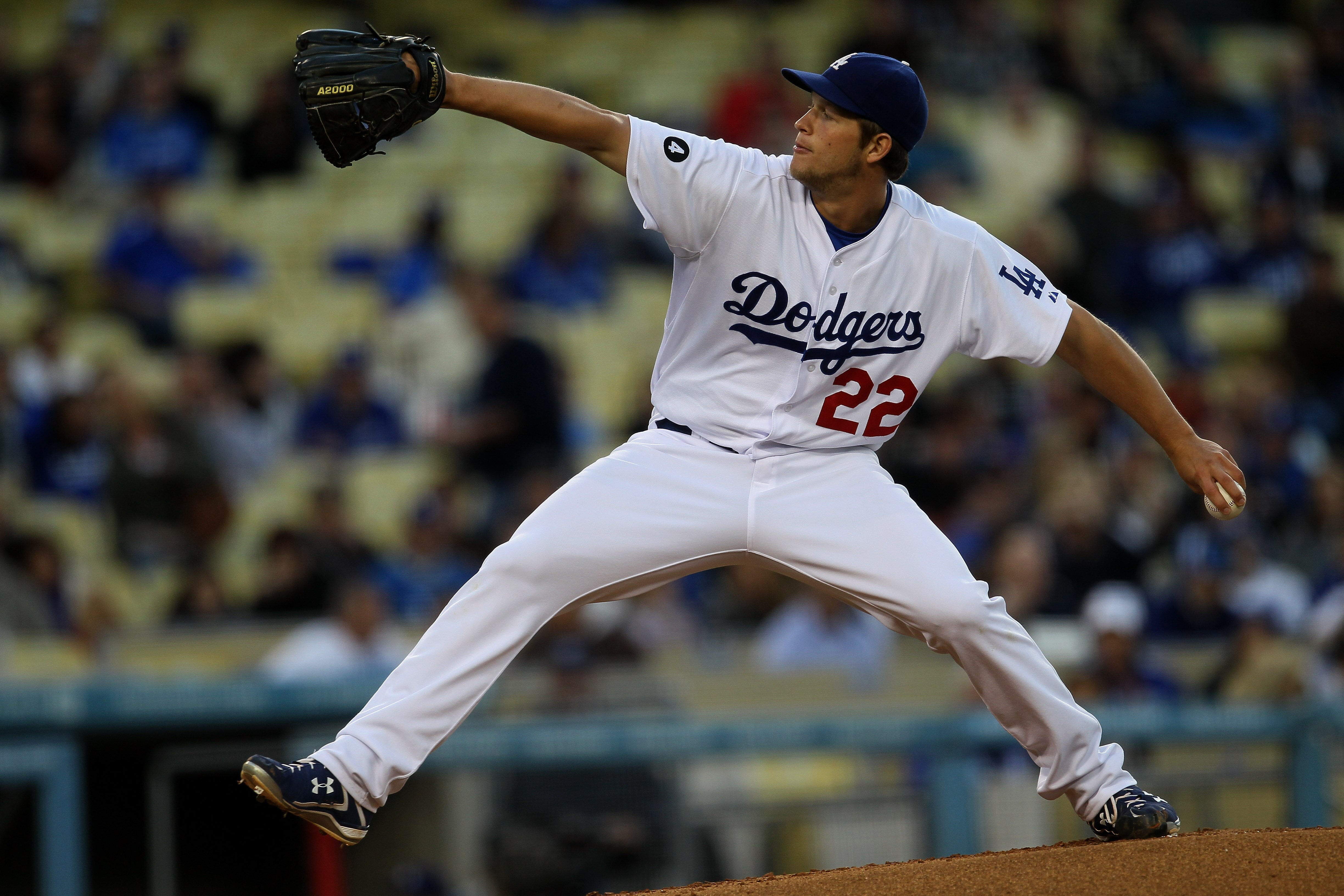 LOS ANGELES, CA - MAY 18:  Clayton Kershaw #22 of the Los Angeles Dodgers throws a pitch against the San Francisco Giants on May 18, 2011 at Dodger Stadium in Los Angeles, California.  (Photo by Stephen Dunn/Getty Images)
