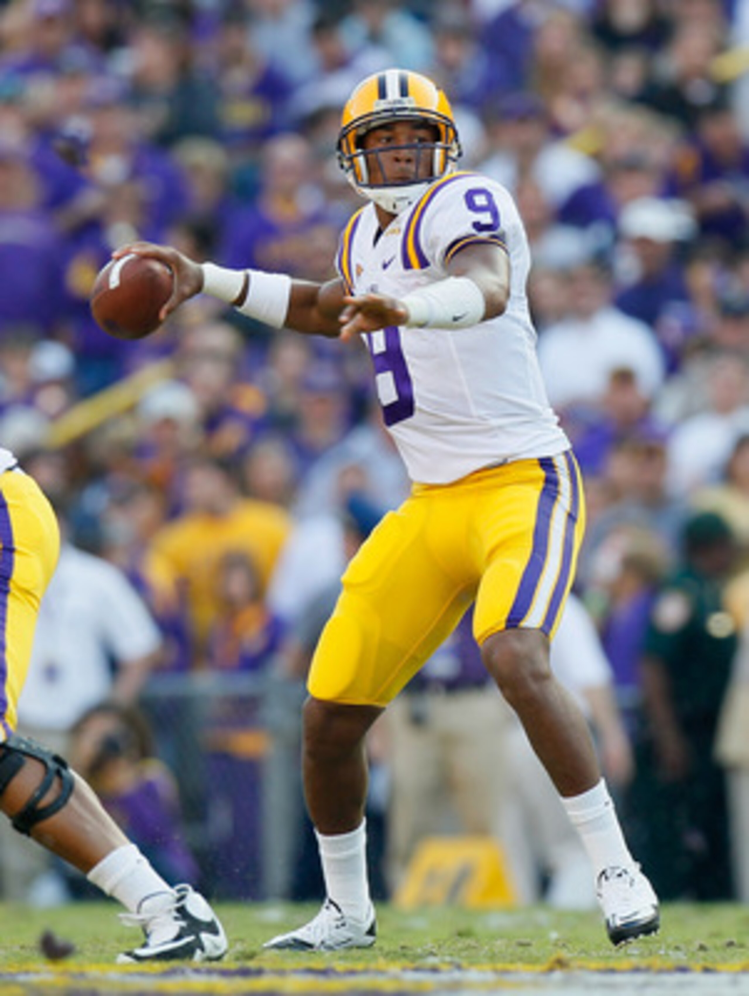 BATON ROUGE, LA - NOVEMBER 20:  Quarterback Jordan Jefferson #9 of the Louisiana State University Tigers against the Ole Miss Rebels at Tiger Stadium on November 20, 2010 in Baton Rouge, Louisiana.  (Photo by Kevin C. Cox/Getty Images)