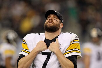 ARLINGTON, TX - FEBRUARY 06:  Quarterback Ben Roethlisberger #7 of the Pittsburgh Steelers looks on against the Green Bay Packers during Super Bowl XLV at Cowboys Stadium on February 6, 2011 in Arlington, Texas.  (Photo by Al Bello/Getty Images)