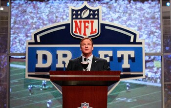 NEW YORK, NY - APRIL 28:  NFL Commissioner Roger Goodell speaks at the podium during the 2011 NFL Draft at Radio City Music Hall on April 28, 2011 in New York City.  (Photo by Chris Trotman/Getty Images)