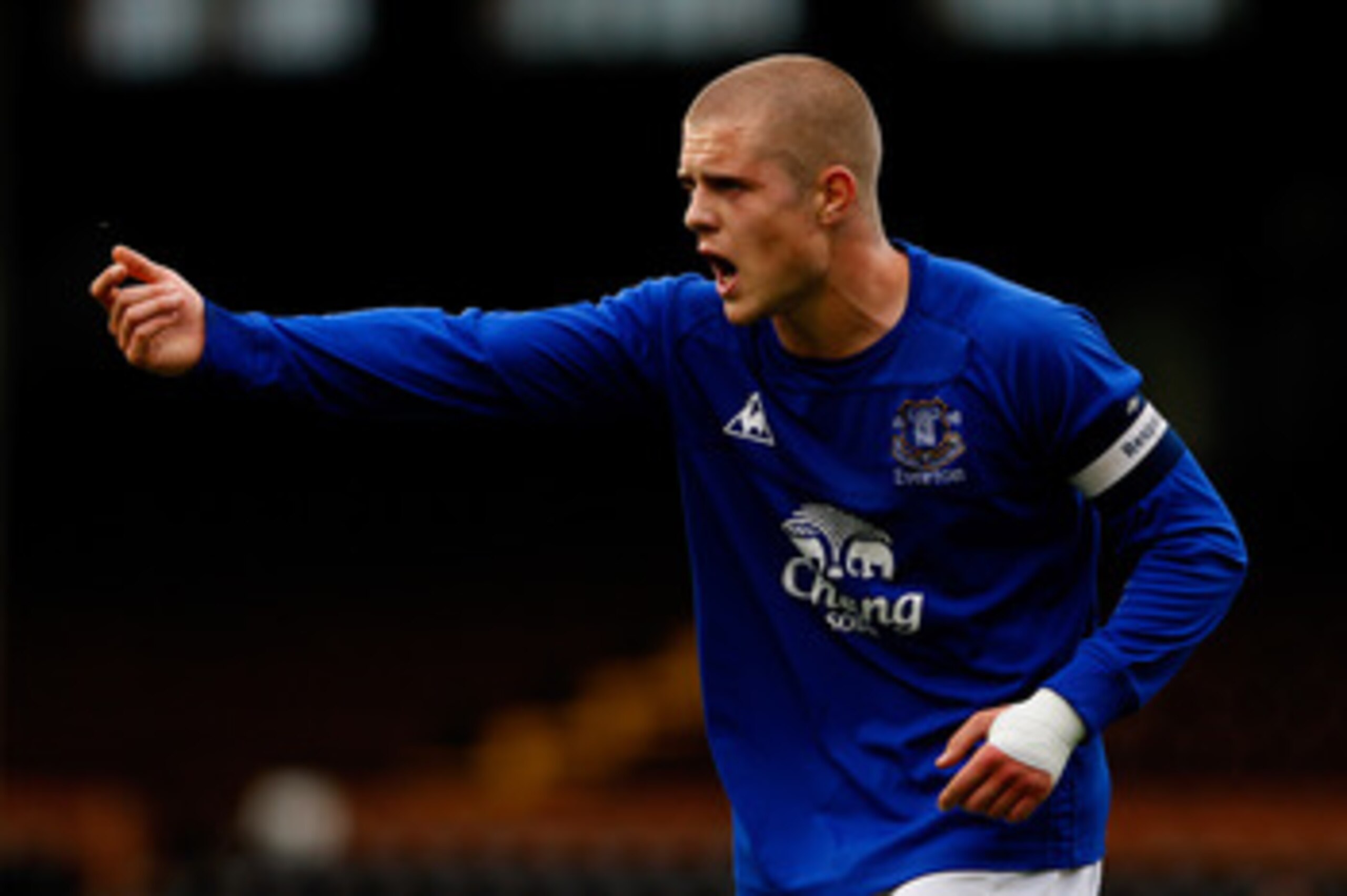 LONDON, ENGLAND - MAY 13:  Jake Bidwell of Everton issues instructions to his team-mates during the Premier Academy League Final match between Fulham and Everton at Craven Cottage on May 13, 2011 in London, England.  (Photo by Dan Istitene/Getty Images)