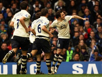 LONDON, ENGLAND - FEBRUARY 19:  Leighton Baines (R) of Everton celebrates after levelling the scores at 1-1 late in extra time during the FA Cup sponsored by E.ON 4th round replay match between Chelsea and Everton at Stamford Bridge on February 19, 2011 i