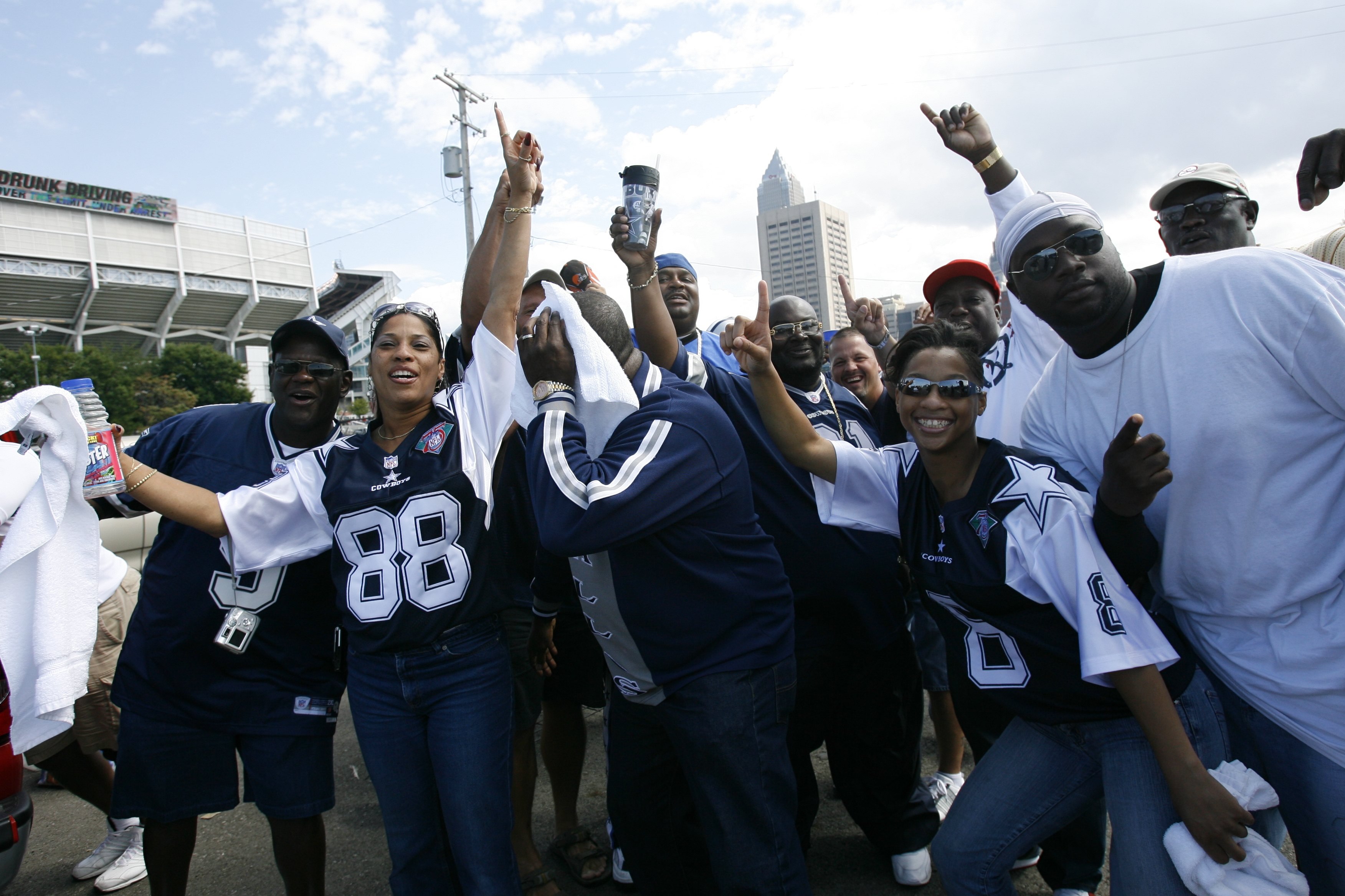 CLEVELAND - SEPTEMBER 7:  Dallas Cowboys fans tailgate before the game against the Cleveland Browns at Cleveland Browns Stadium on September 7, 2008 in Cleveland, Ohio.  (Photo by Kevin C. Cox/Getty Images)