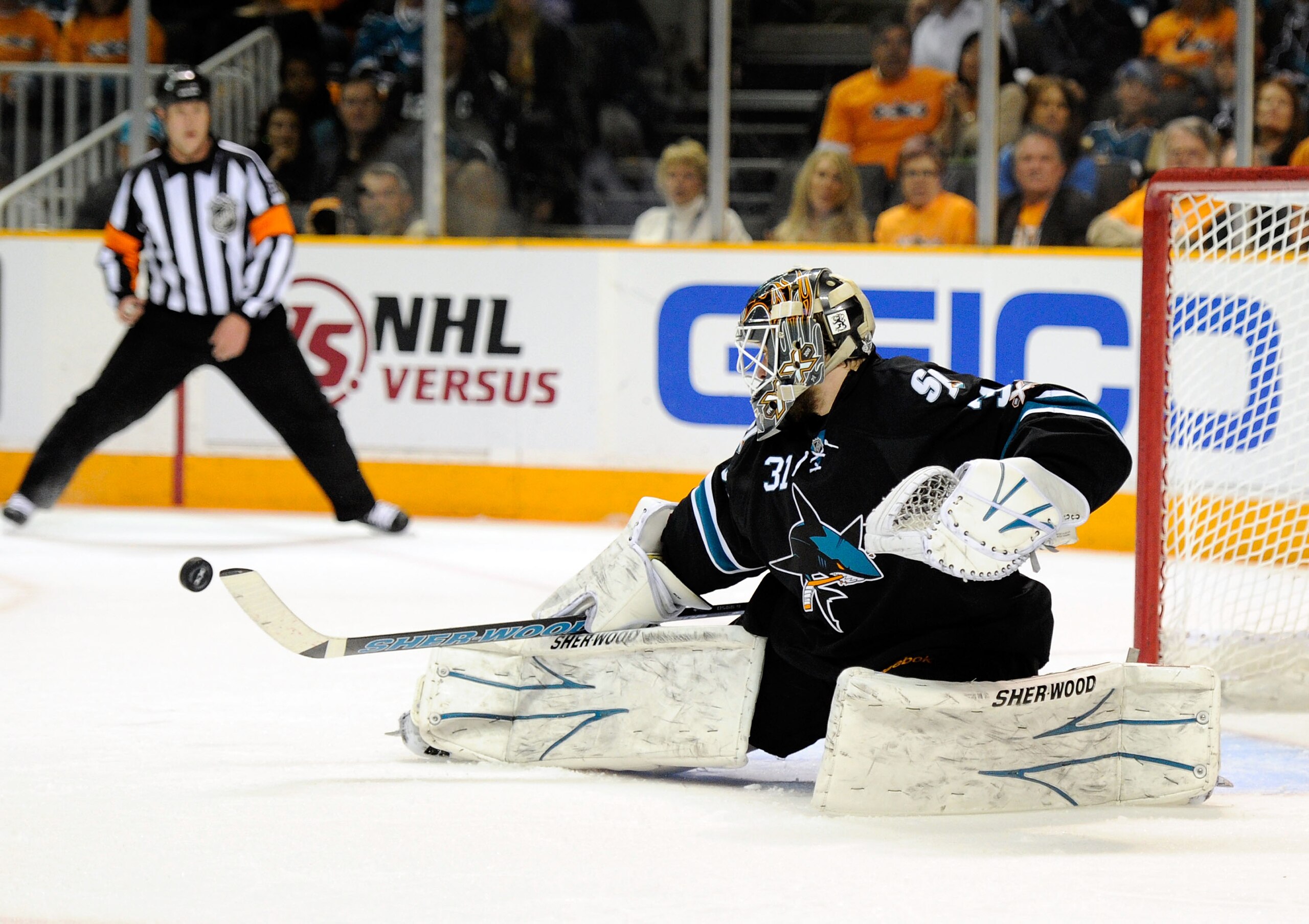 SAN JOSE, CA - MAY 20:  Goaltender Antti Niemi #31 of the San Jose Sharks makes a save against the Vancouver Canucks in the second period in Game Three of the Western Conference Finals during the 2011 Stanley Cup Playoffs at HP Pavilion on May 20, 2011 in