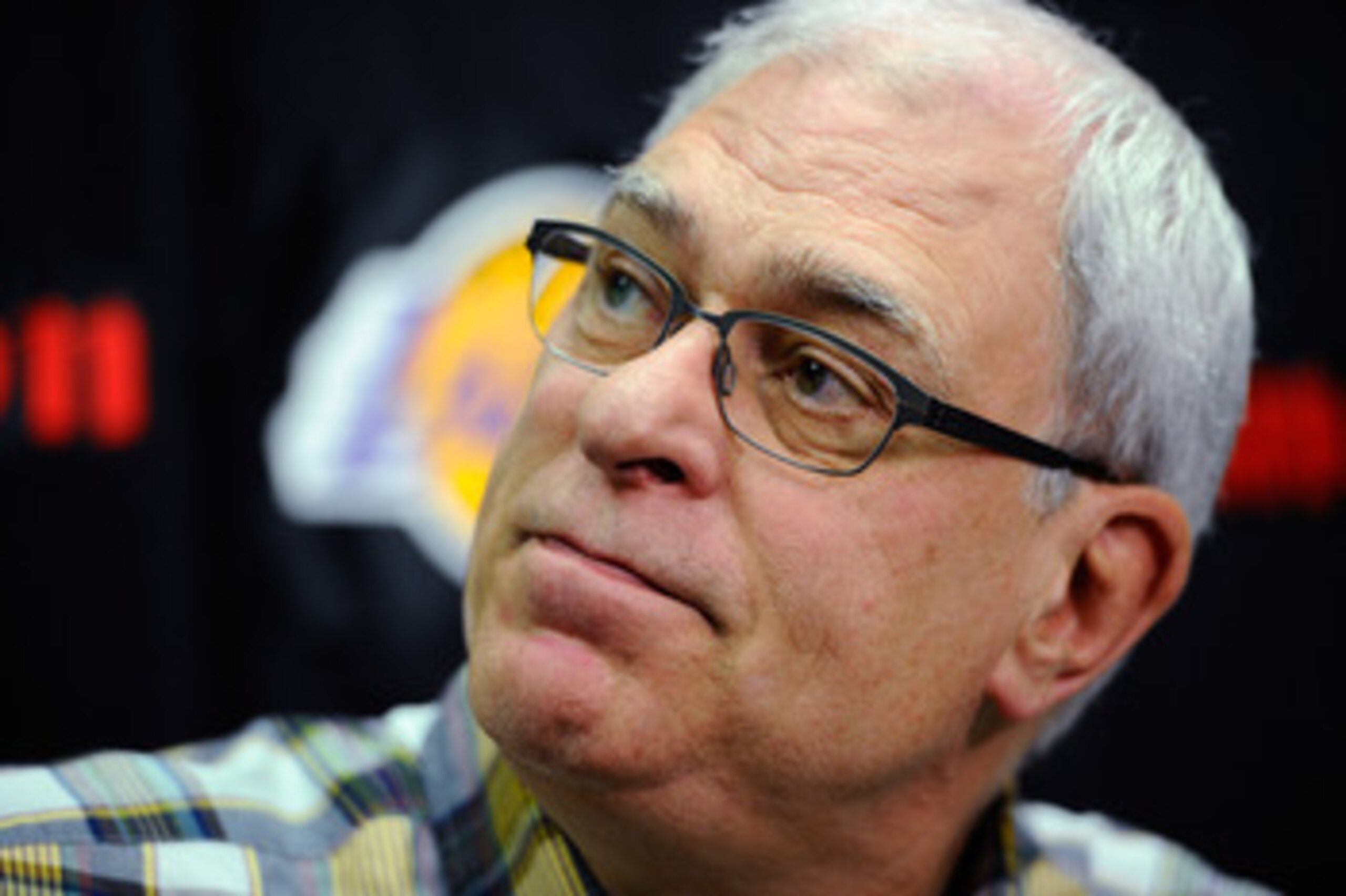 EL SEGUNDO, CA - MAY 11: Phil Jackson, coach of the Los Angeles Lakers, speaks during his last official Lakers news conference at the team's training facility on May 11, 2011 in El Segundo, California. The Lakers were swept out of their best of seven ser EL SEGUNDO, CA - MAY 11: Phil Jackson, coach of the Los Angeles Lakers, speaks during his last official Lakers news conference at the team's training facility on May 11, 2011 in El Segundo, California. The Lakers were swept out of their best of seven ser