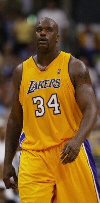 AUBURN HILLS, MI - JUNE 13:  Shaquille O'Neal #34 of the Los Angeles Lakers watches a freethrow in game four of the 2004 NBA Finals against the Detroit Pistons on June 13, 2004 at The Palace of Auburn Hills in Auburn Hills, Michigan.  NOTE TO USER: User e