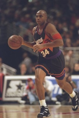 30 Nov 1994:  Forward Charles Barkley of the Phoenix Suns moves the ball during a game against the Chicago Bulls at the United Center in Chicago, Illinois.  The Bulls won the game, 118-105. Mandatory Credit: Jonathan Daniel  /Allsport Mandatory Credit: Jo