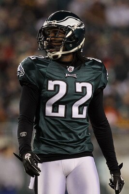 PHILADELPHIA, PA - DECEMBER 28: Asante Samuel #22 of the Philadelphia Eagles in action against the Minnesota Vikings at Lincoln Financial Field on December 28, 2010 in Philadelphia, Pennsylvania. (Photo by Jim McIsaac/Getty Images) PHILADELPHIA, PA - DECEMBER 28: Asante Samuel #22 of the Philadelphia Eagles in action against the Minnesota Vikings at Lincoln Financial Field on December 28, 2010 in Philadelphia, Pennsylvania. (Photo by Jim McIsaac/Getty Images)