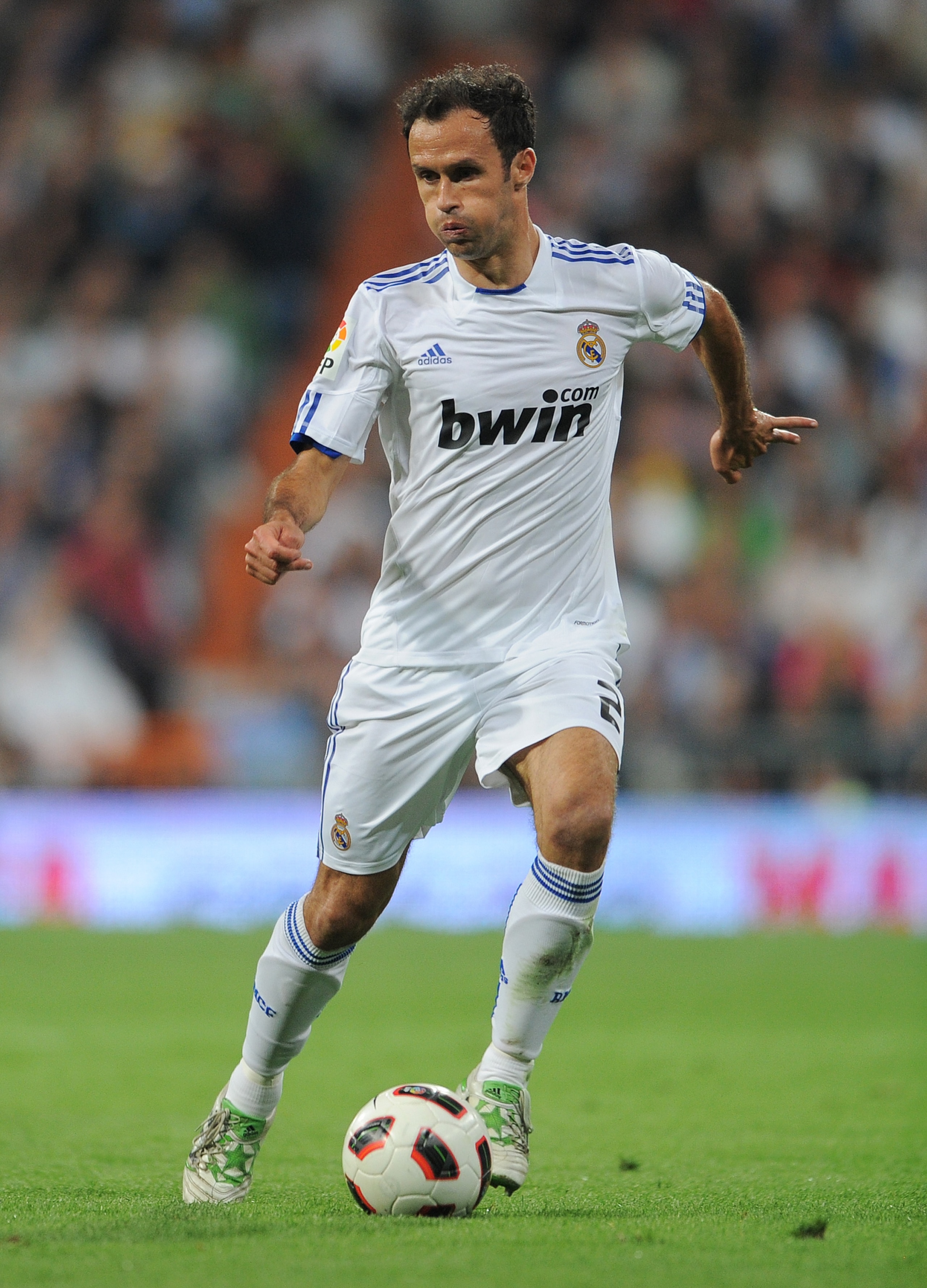 MADRID, SPAIN - APRIL 16:  Ricardo Carvalho of Real Madrid runs with the ball during the la Liga match between Real Madrid and Barcelona at Estadio Santiago Bernabeu on April 16, 2011 in Madrid, Spain.  (Photo by Jasper Juinen/Getty Images)