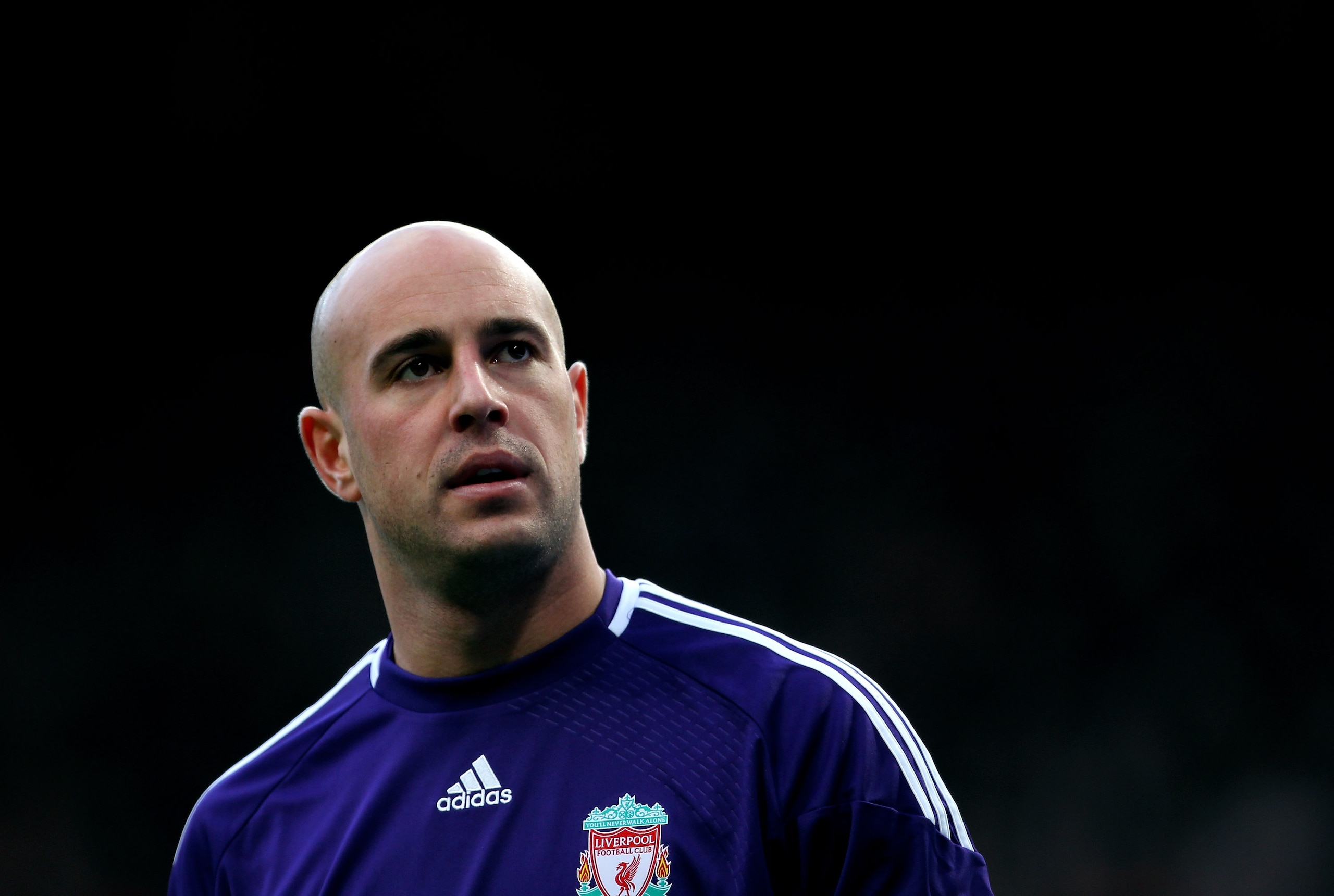 MANCHESTER, ENGLAND - JANUARY 09:  Pepe Reina of Liverpool looks on during the FA Cup sponsored by E.ON 3rd round match between Manchester United and Liverpool at Old Trafford on January 9, 2011 in Manchester, England. (Photo by Alex Livesey/Getty Images)