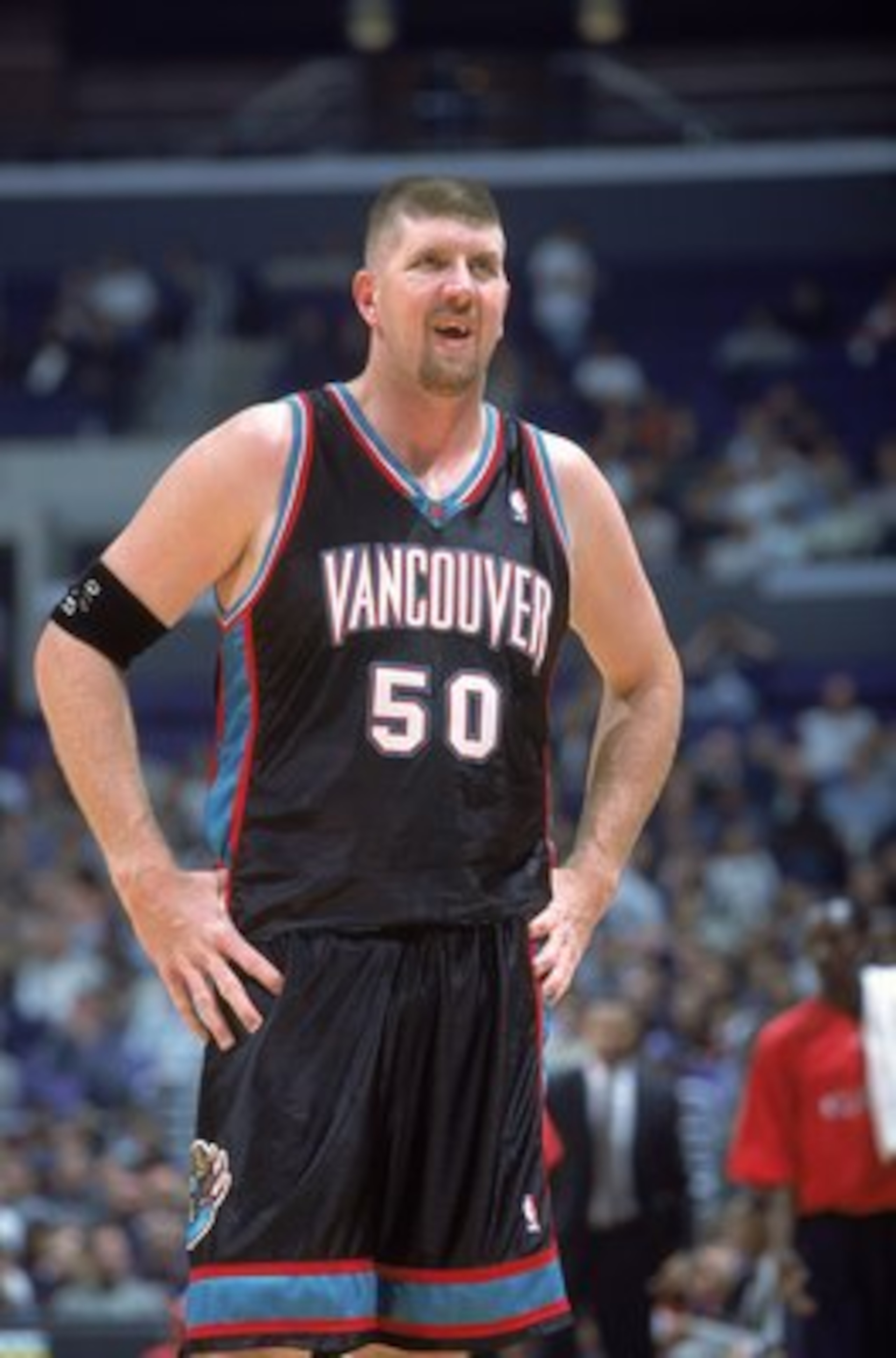 2 Nov 2000:  Bryant Reeves #50 of the Vancouver Grizzlies looks on during the game against the Los Angeles Clippers at the Staples Center in Los Angeles, California. The Grizzlies defeated the Clippers 99-91.  NOTE TO USER: It is expressly understood that