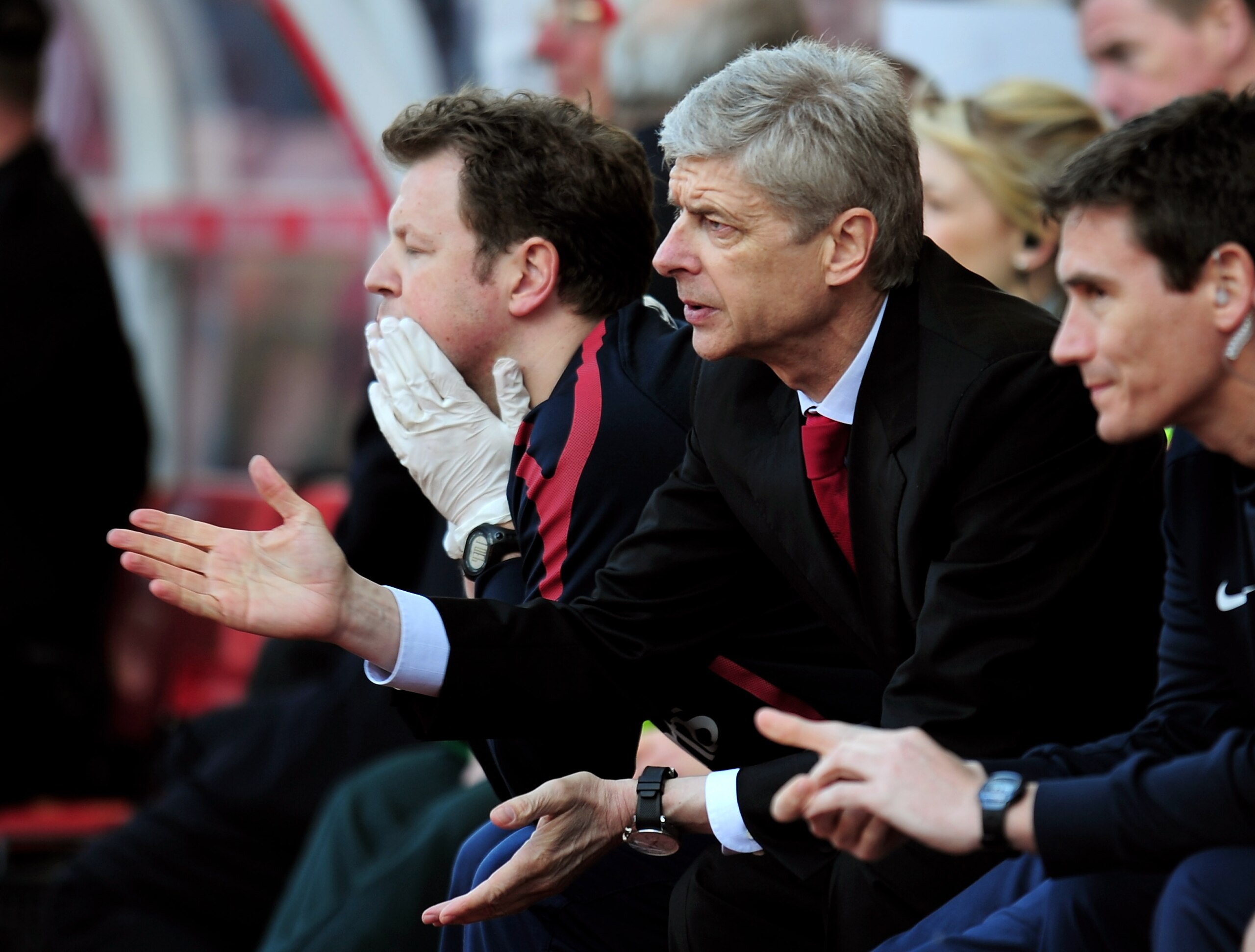 STOKE ON TRENT, ENGLAND - MAY 08:  A dejected Arsene Wenger the Arsenal manager gestures as his team head towards a 3-1 defeat during the Barclays Premier League match between Stoke City and Arsenal at the Britannia Stadium on May 8, 2011 in Stoke on Tren