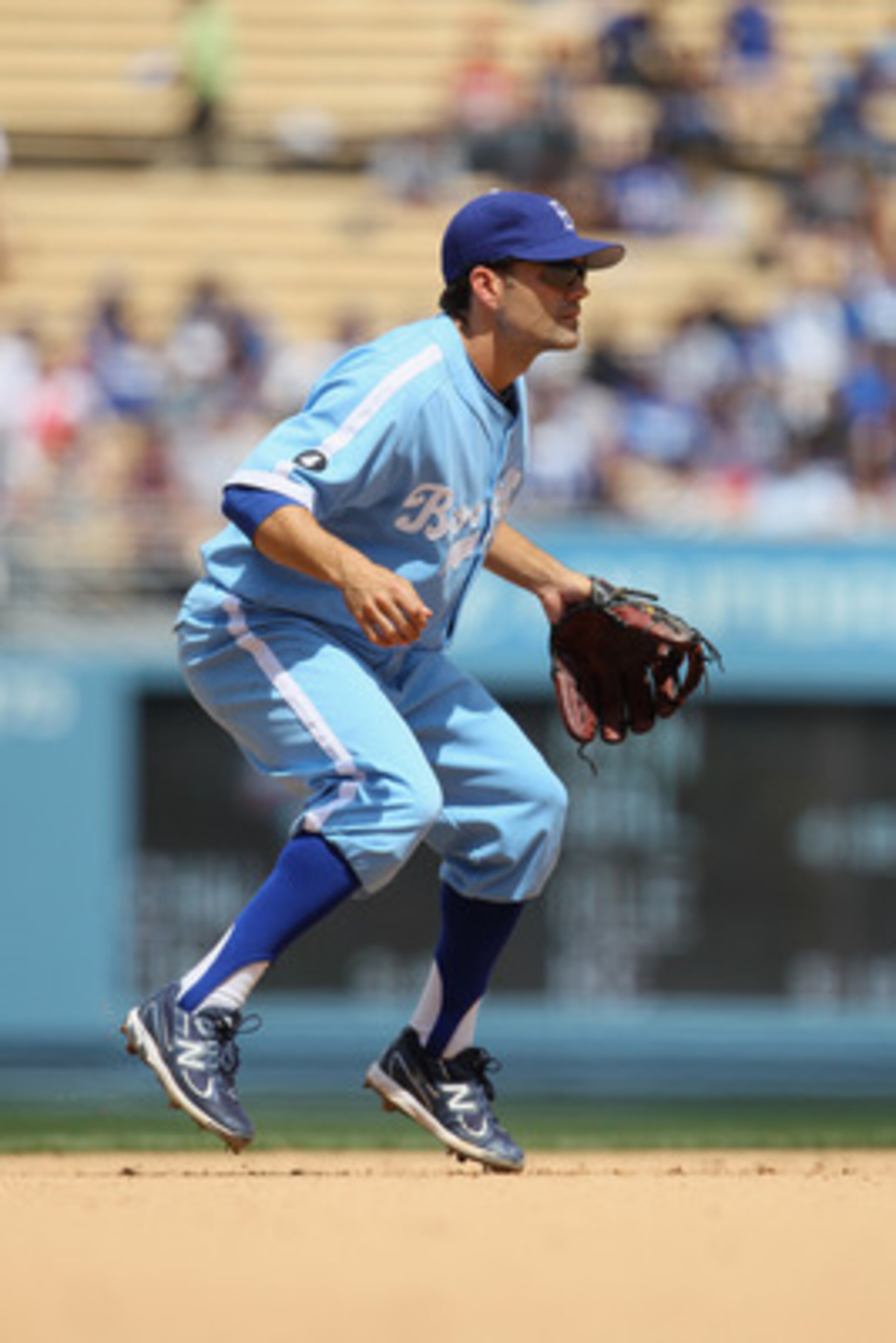 LOS ANGELES, CA - APRIL 21:  Jamey Carroll #14 of the Los Angeles Dodgers plays against the Atlanta Braves at Dodger Stadium on April 21, 2011 in Los Angeles, California.  (Photo by Jeff Gross/Getty Images)