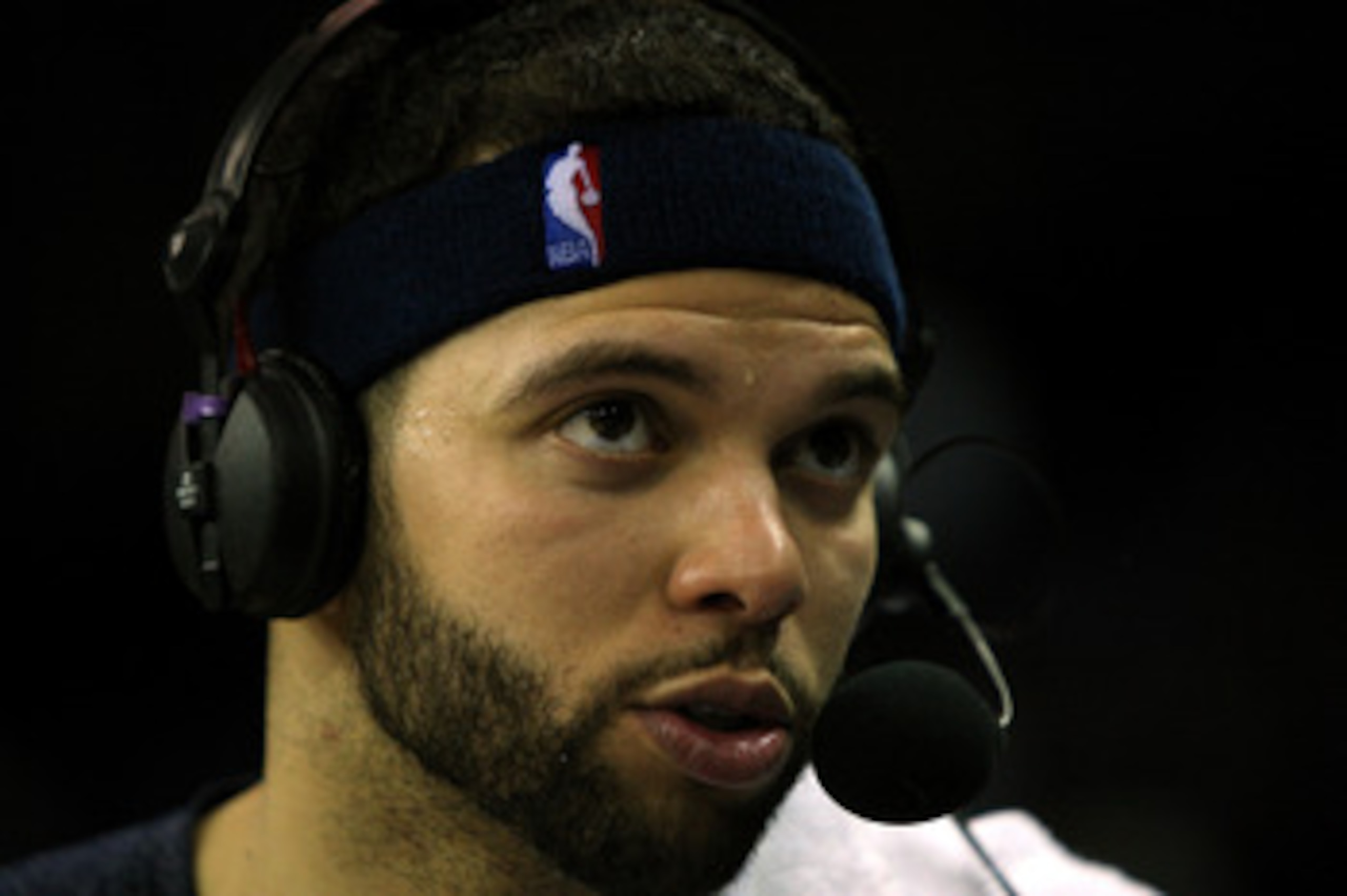 LONDON, ENGLAND - MARCH 04: #8 Deron Williams of the Nets speaks with the media after the NBA match between New Jersey Nets and the Toronto Raptors at the O2 Arena on March 4, 2011 in London, England. NOTE TO USER: User expressly acknowledges and agrees LONDON, ENGLAND - MARCH 04: #8 Deron Williams of the Nets speaks with the media after the NBA match between New Jersey Nets and the Toronto Raptors at the O2 Arena on March 4, 2011 in London, England. NOTE TO USER: User expressly acknowledges and agrees