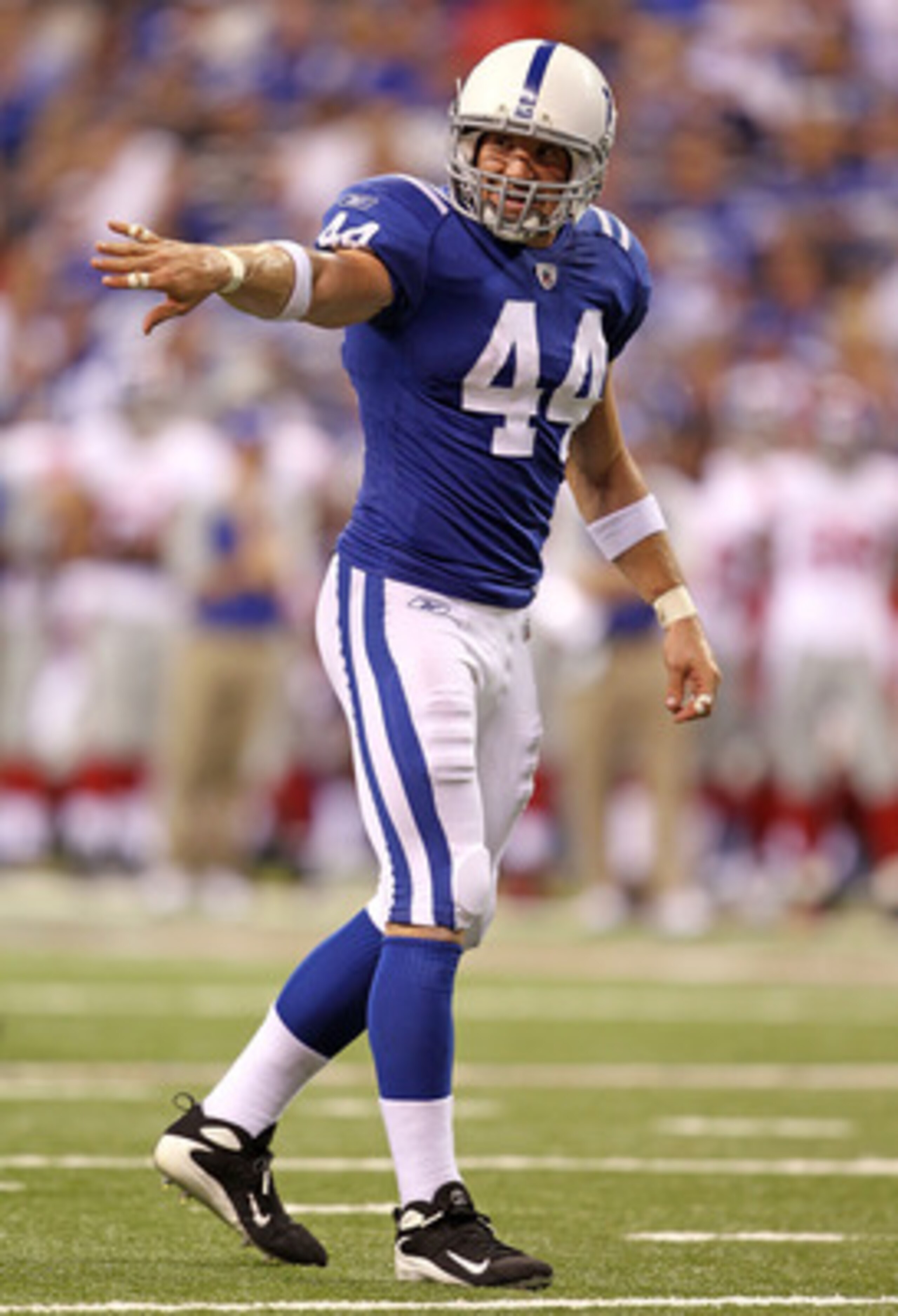 INDIANAPOLIS - SEPTEMBER 19: Dallas Clark #44 of the Indianapolis Colts lines up during the NFL game against the New York Giants  at Lucas Oil Stadium on September 19, 2010 in Indianapolis, Indiana.  (Photo by Andy Lyons/Getty Images)