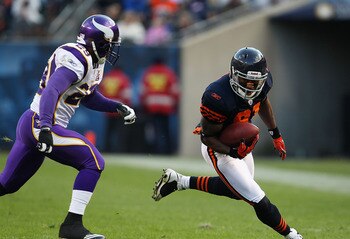 CHICAGO - NOVEMBER 14: Rashied Davis #81 of the Chicago Bears runs after a catch pursued by Lito Sheppard #29 of the Minnesota Vikings at Soldier Field on November 14, 2010 in Chicago, Illinois. The Bears defeated the Vikings 27-13. (Photo by Jonathan Dan