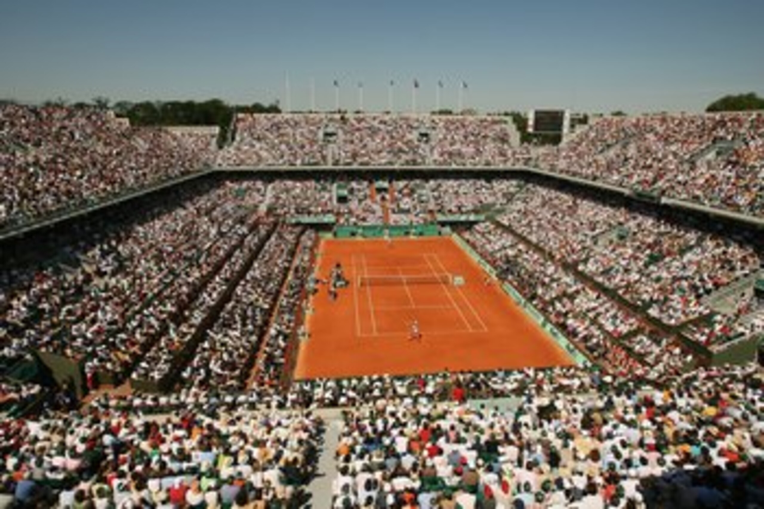 PARIS - JUNE 10:  A general view of Court Philippe Chatrier taken during the Women's Final between Svetlana Kuznetsova of Russia and Justine Henin-Hardenne of Belgium during day fourteen of the French Open at Roland Garros on June 10, 2006 in Paris, Franc