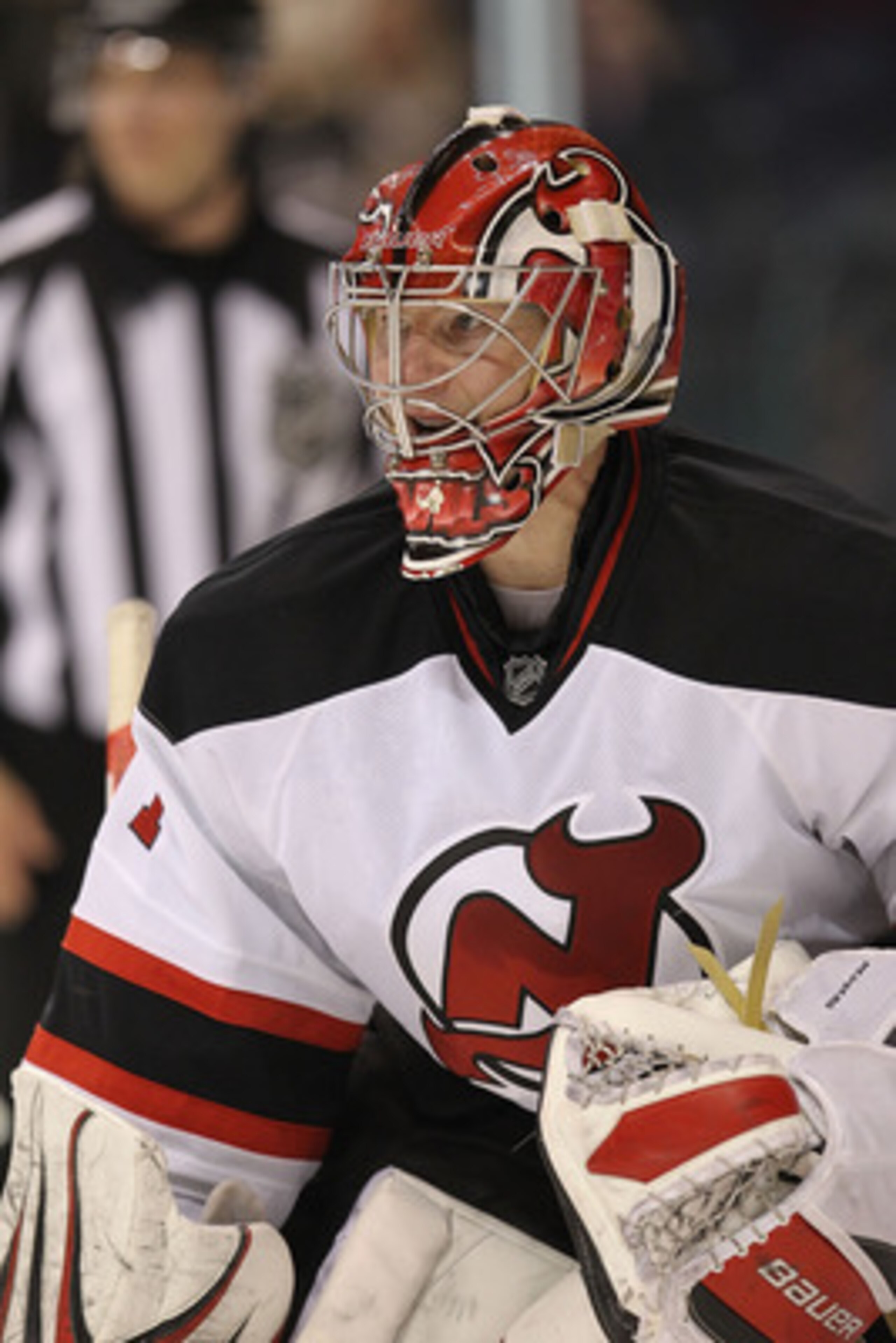 DALLAS, TX - FEBRUARY 22:  Goaltender Johan Hedberg #1 of the New Jersey Devils at American Airlines Center on February 22, 2011 in Dallas, Texas.  (Photo by Ronald Martinez/Getty Images)