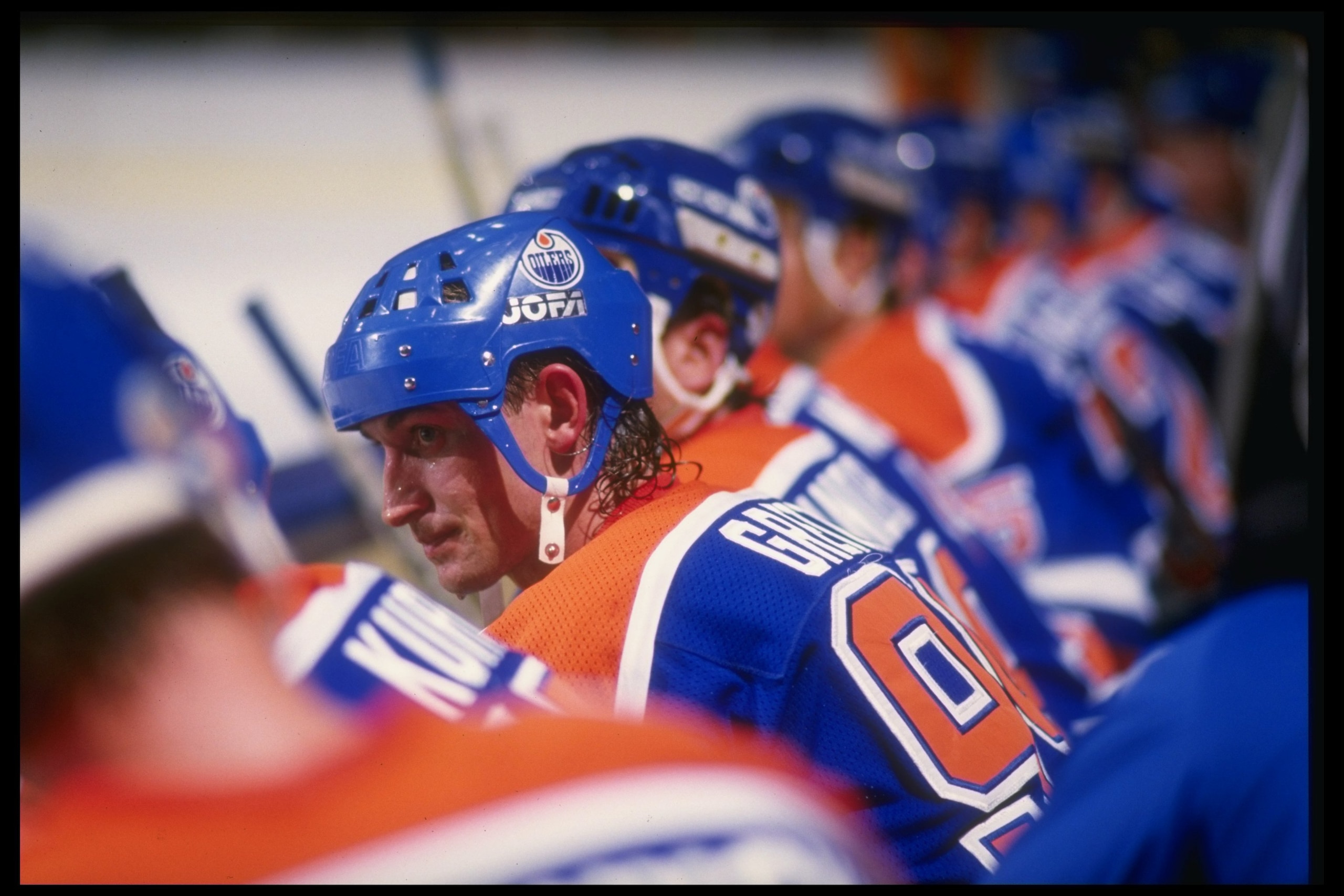 1987:  Center Wayne Gretzky of the Edmonton Oilers looks on during a game against the Los Angeles Kings at the Great Western Forum in Inglewood, California. Mandatory Credit: Mike Powell  /Allsport