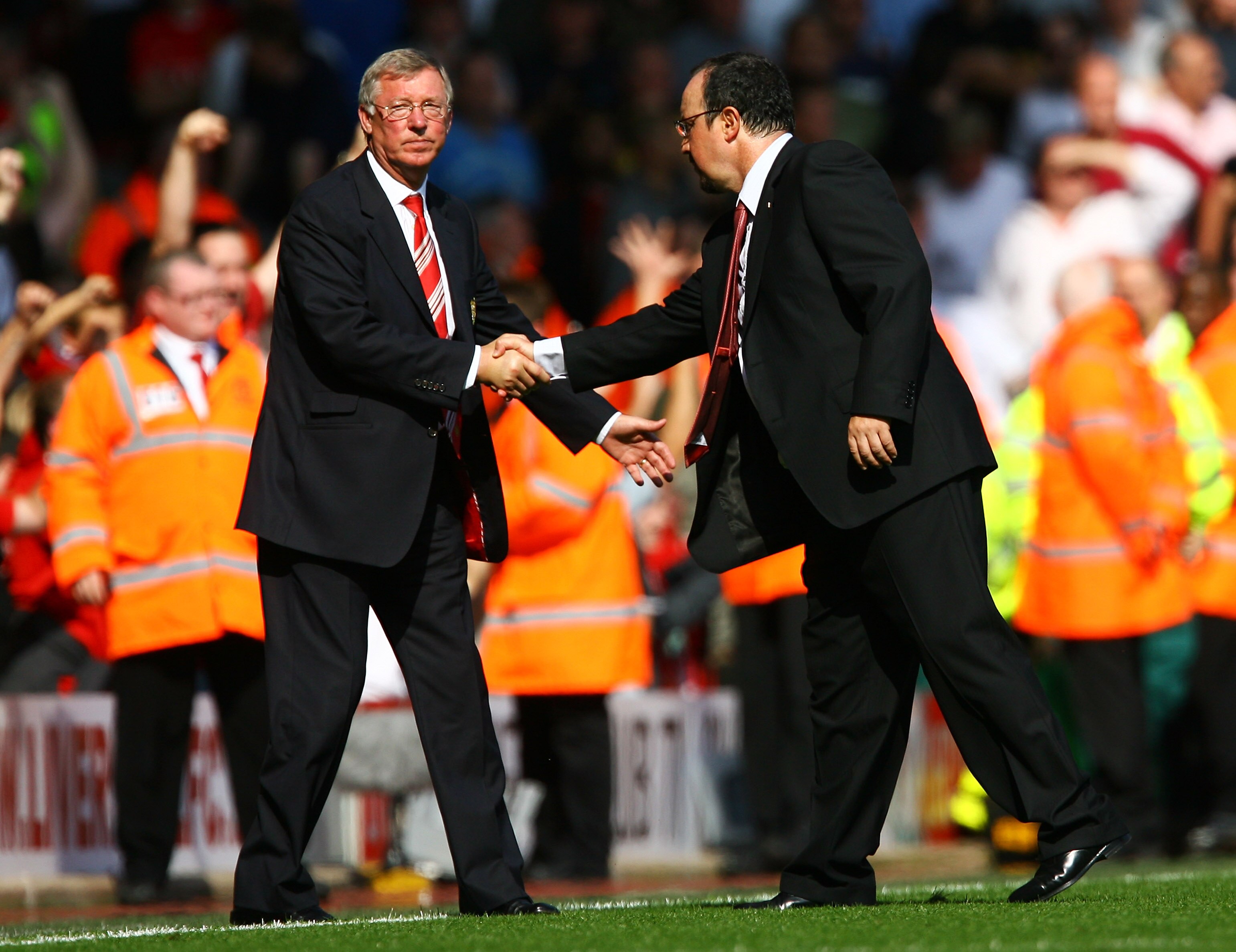 LIVERPOOL, UNITED KINGDOM - SEPTEMBER 13:  Liverpool Manager Rafael Benitez (R) and Manchester United Manager Sir Alex Ferguson shake hands after the Barclays Premier League match between Liverpool and Manchester United at Anfield on September 13, 2008 in