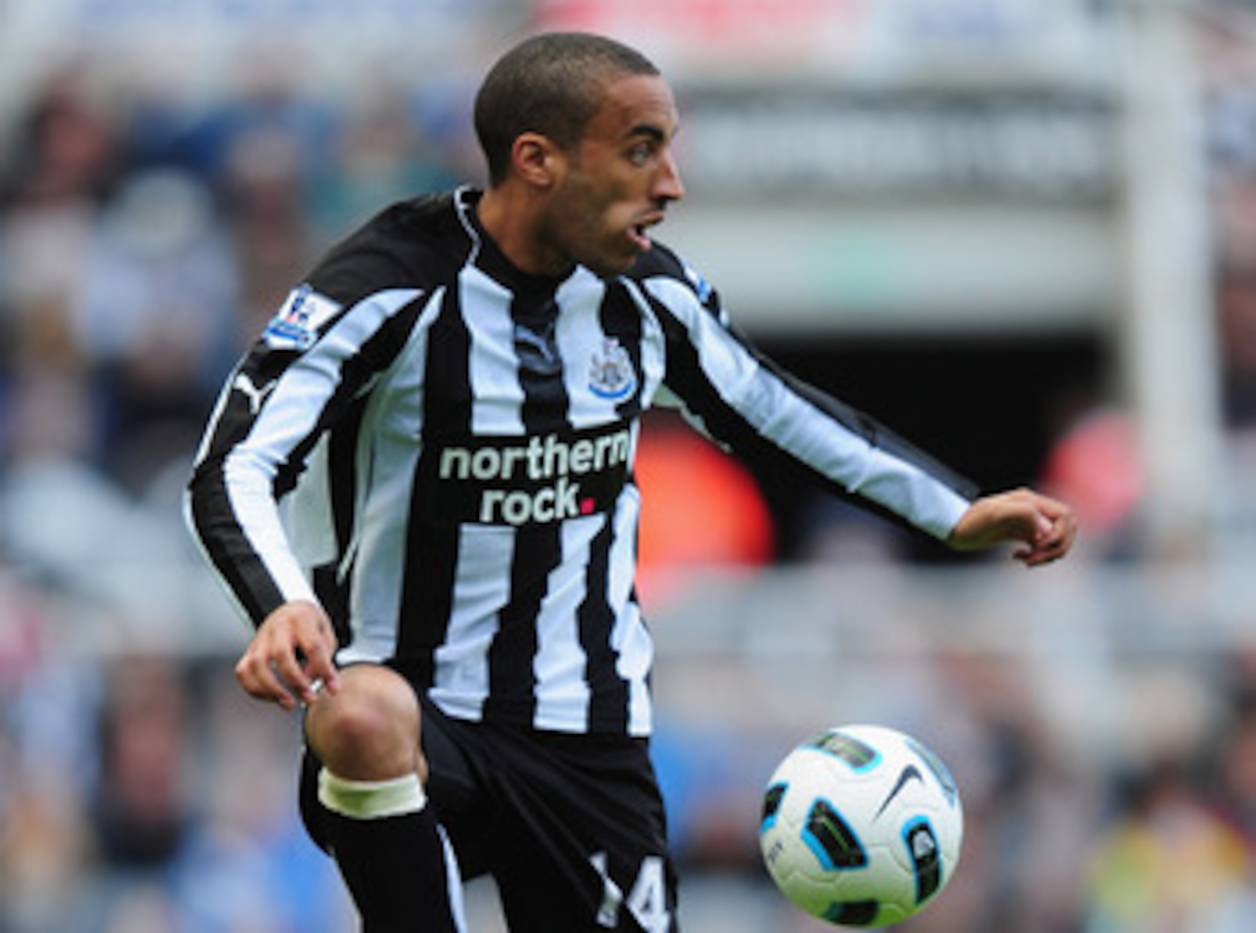 NEWCASTLE UPON TYNE, ENGLAND - SEPTEMBER 26:  James Perch of Newcastle United in action during the Barclays Premier League match between Newcastle United and Stoke City at St James' Park on September 26, 2010 in Newcastle upon Tyne, England.  (Photo by Mi