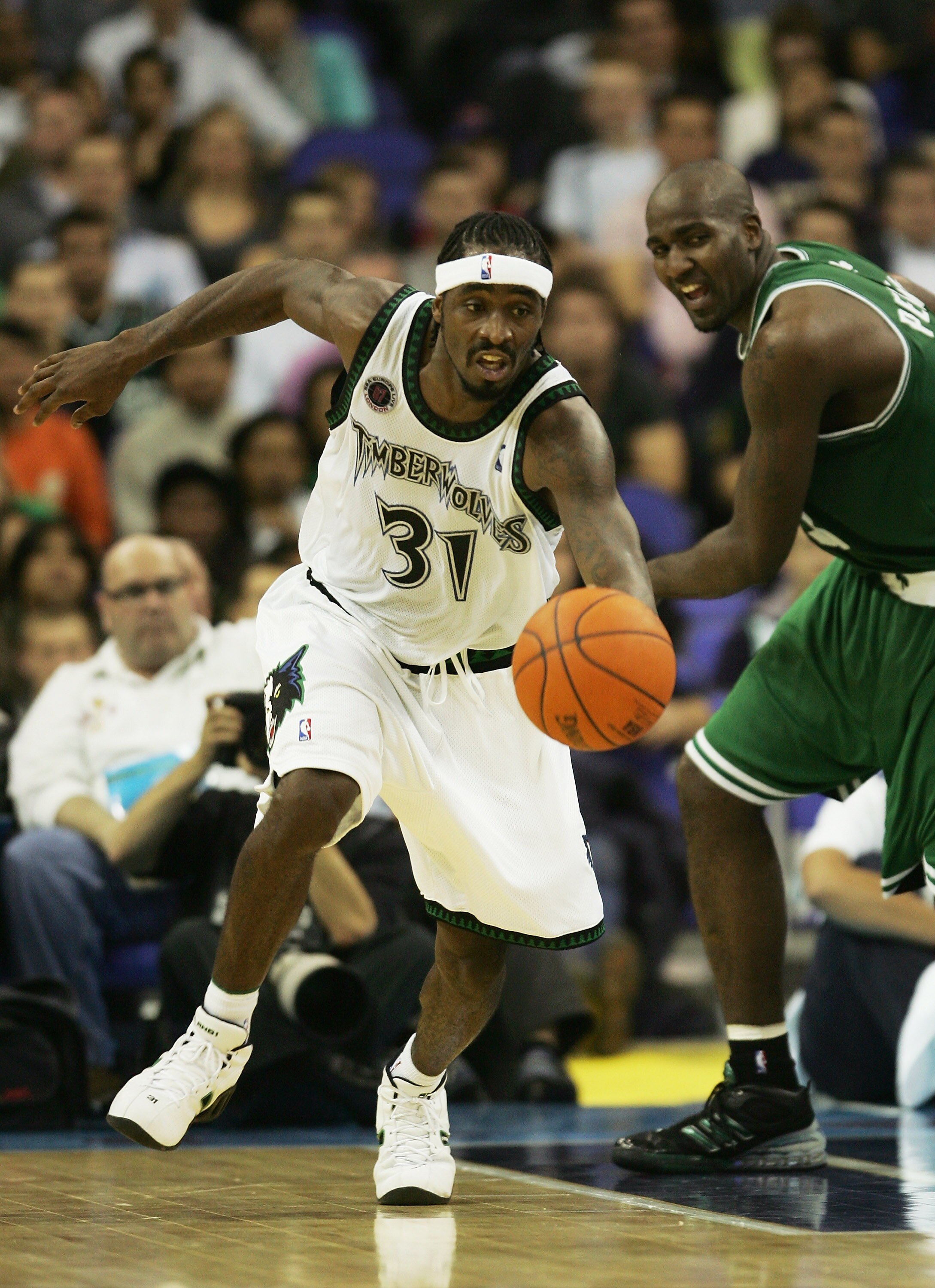 LONDON - OCTOBER 10:  Ricky Davis #31 of Minnesota runs with the ball during NBA Europe Live 2007 Tour match between the Boston Celtics and the Minnesota Timberwolves at the O2 Arena on October 10, 2007 in London, England.  NOTE TO USER: User expressly ac