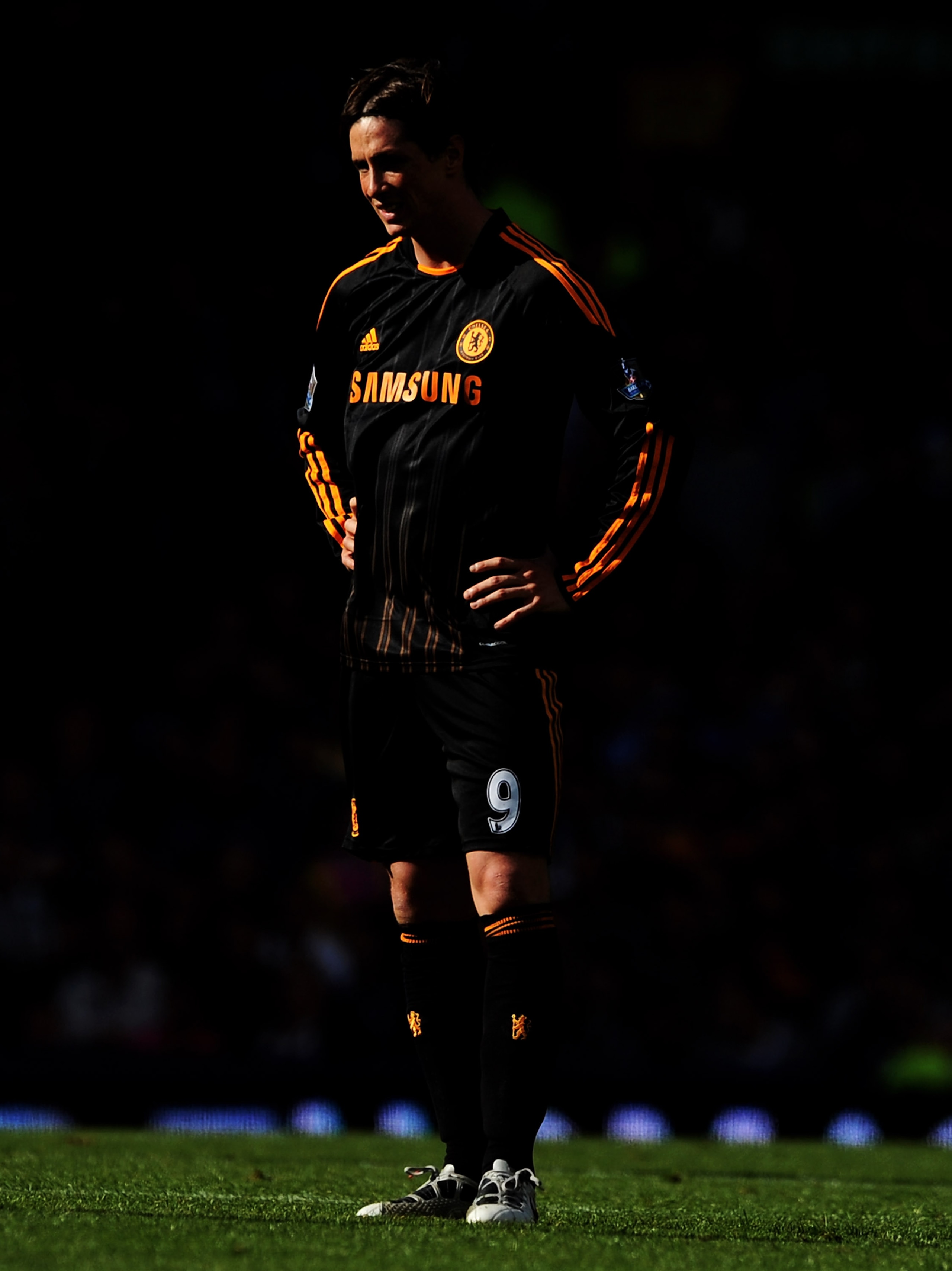 LIVERPOOL, ENGLAND - MAY 22:  Fernando Torres of Chelsea looks on during the Barclays Premier League match between Everton and Chelsea at Goodison Park on May 22, 2011 in Liverpool, England.  (Photo by Chris Brunskill/Getty Images)