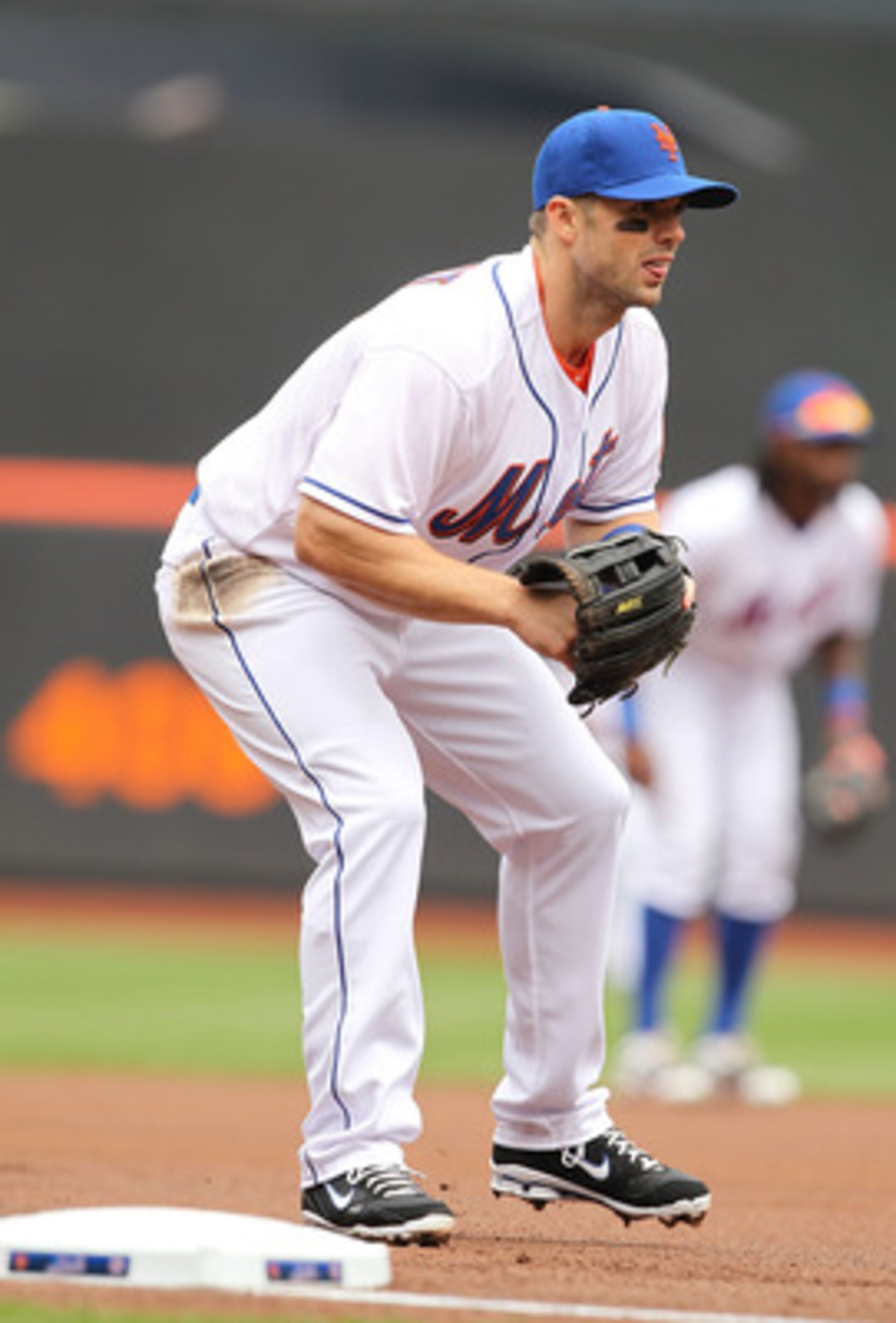 NEW YORK, NY - APRIL 10:  David Wright #5 of the New York Mets in action against the Washington Nationals during their game on April 10, 2011 at Citi Field in the Flushing neighborhood of the Queens borough of New York City.  (Photo by Al Bello/Getty Imag