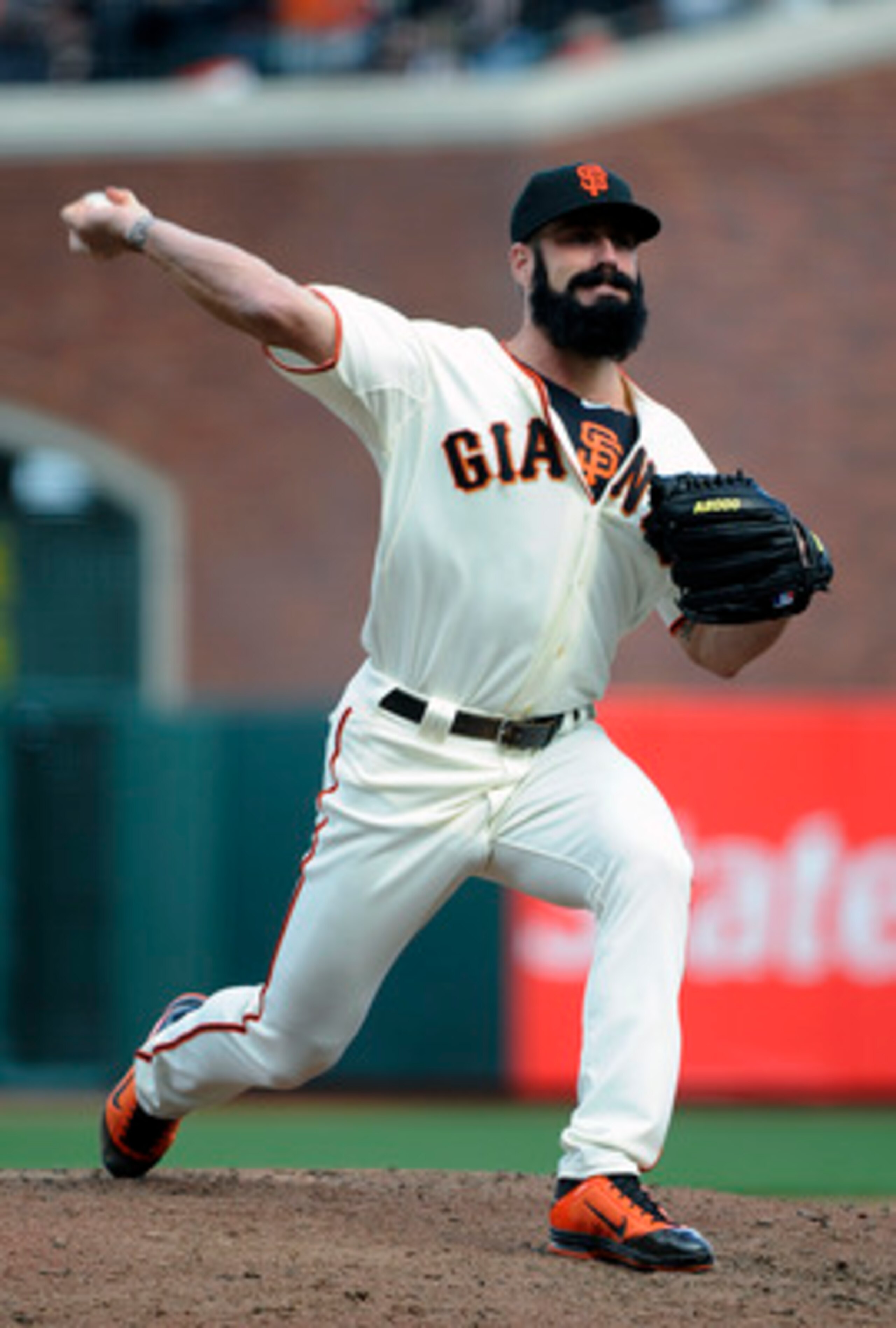 SAN FRANCISCO, CA - APRIL 8: Brian Wilson #38 of the San Francisco Giants pitches against the St. Louis Cardinals in the 9th inning during a MLB baseball game at AT&T Park April 8, 2011 in San Francisco, California. The Giants won the game in extra inning SAN FRANCISCO, CA - APRIL 8: Brian Wilson #38 of the San Francisco Giants pitches against the St. Louis Cardinals in the 9th inning during a MLB baseball game at AT&T Park April 8, 2011 in San Francisco, California. The Giants won the game in extra inning