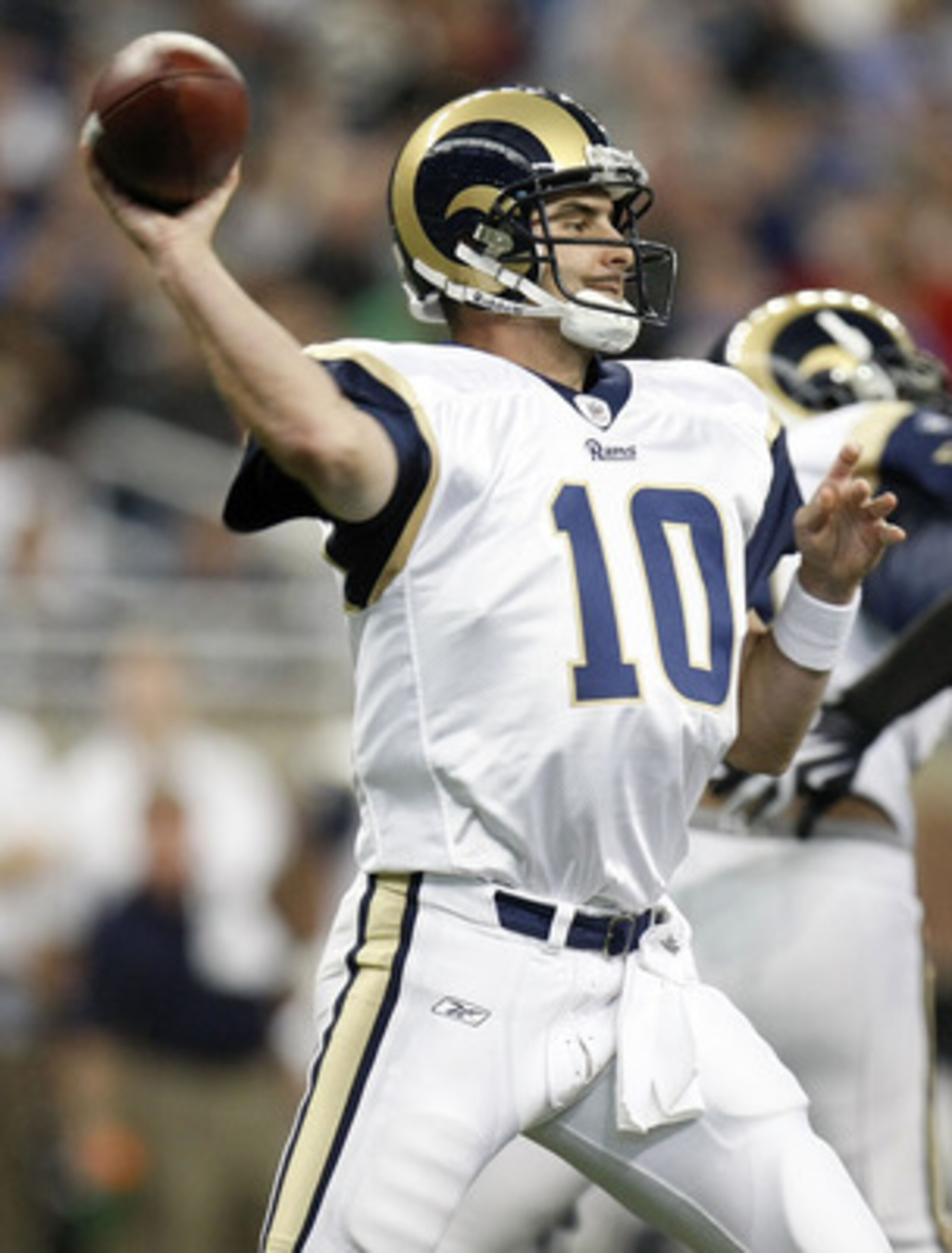 DETROIT , MI - NOVEMBER 01: Marc Bulger #10 of the St. Louis Rams throws a second quarter pass while playing the Detroit Lions on November 1, 2009 at Ford Field in Detroit, Michigan.  (Photo by Gregory Shamus/Getty Images)