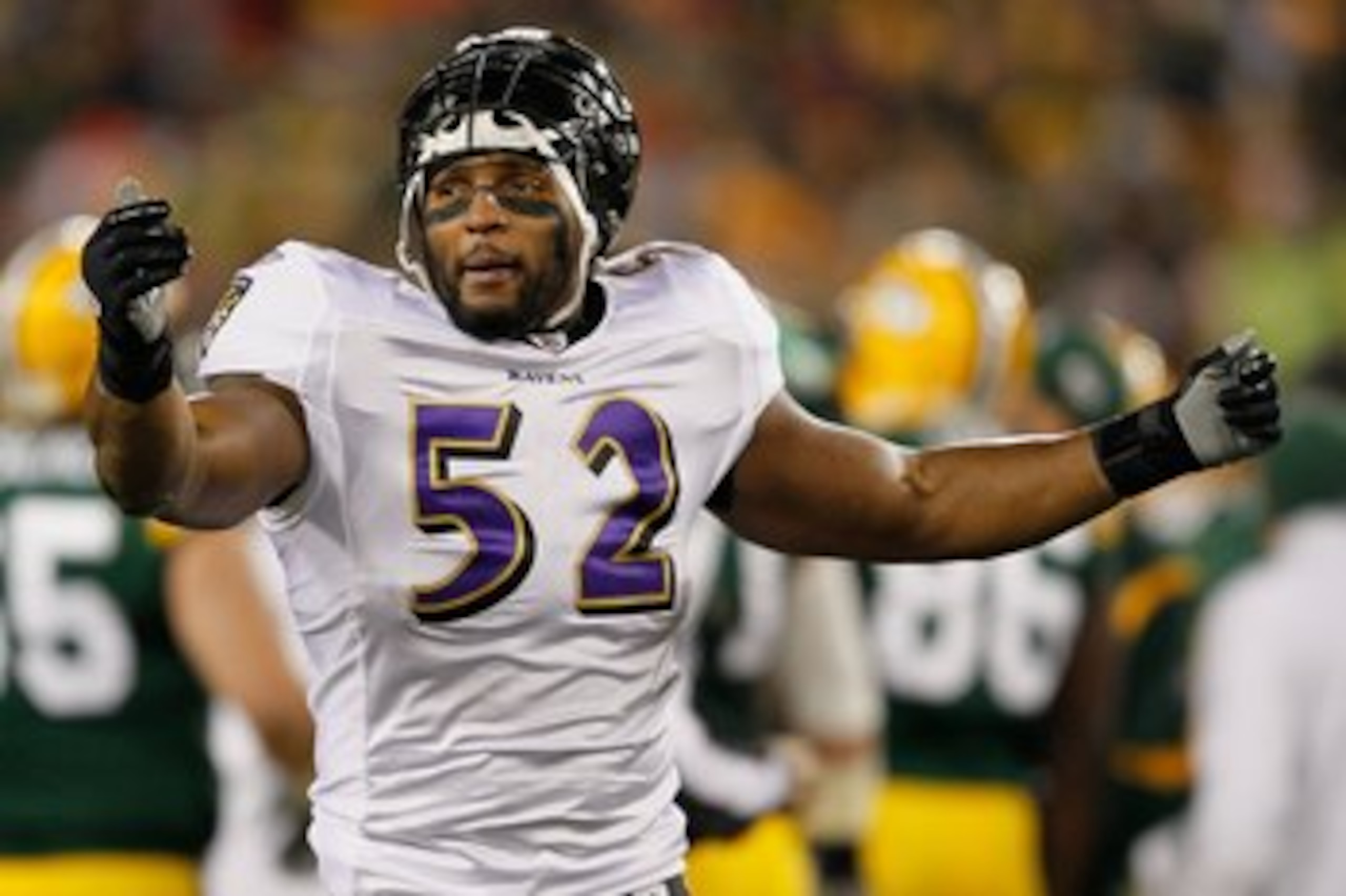 GREEN BAY, WI - DECEMBER 07: Ray Lewis #52 of the Baltimore Ravens tries to gather his defensive teammates during a game against the Green Bay Packers at Lambeau Field on December 7, 2009 in Green Bay, Wisconsin. The Packers defeated the Ravens 27-17. (Ph