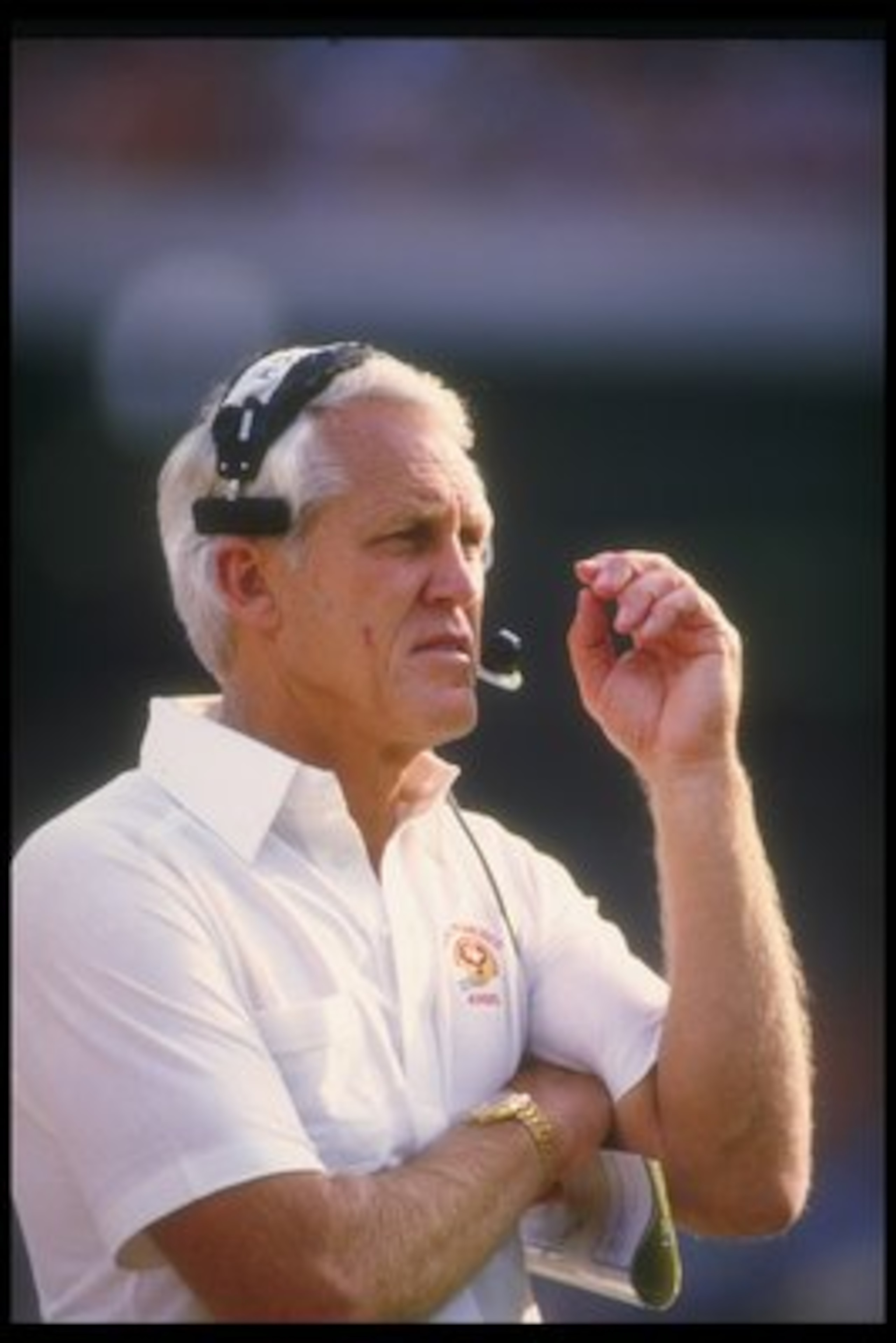 1987:  San Francisco 49ers head coach Bill Walsh looks on during a game. Mandatory Credit: Rick Stewart  /Allsport